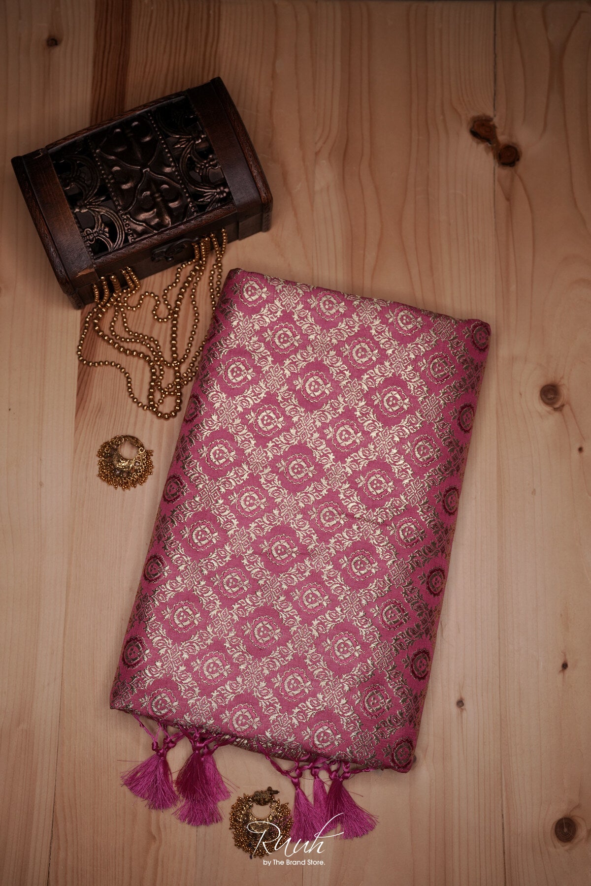 PINK BANARASI SEMI KATAN SAREE