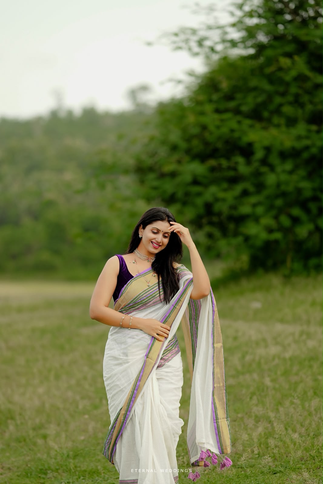MULMUL SAREE WITH STRIPE & ZARI BORDER- TBS26ZPB