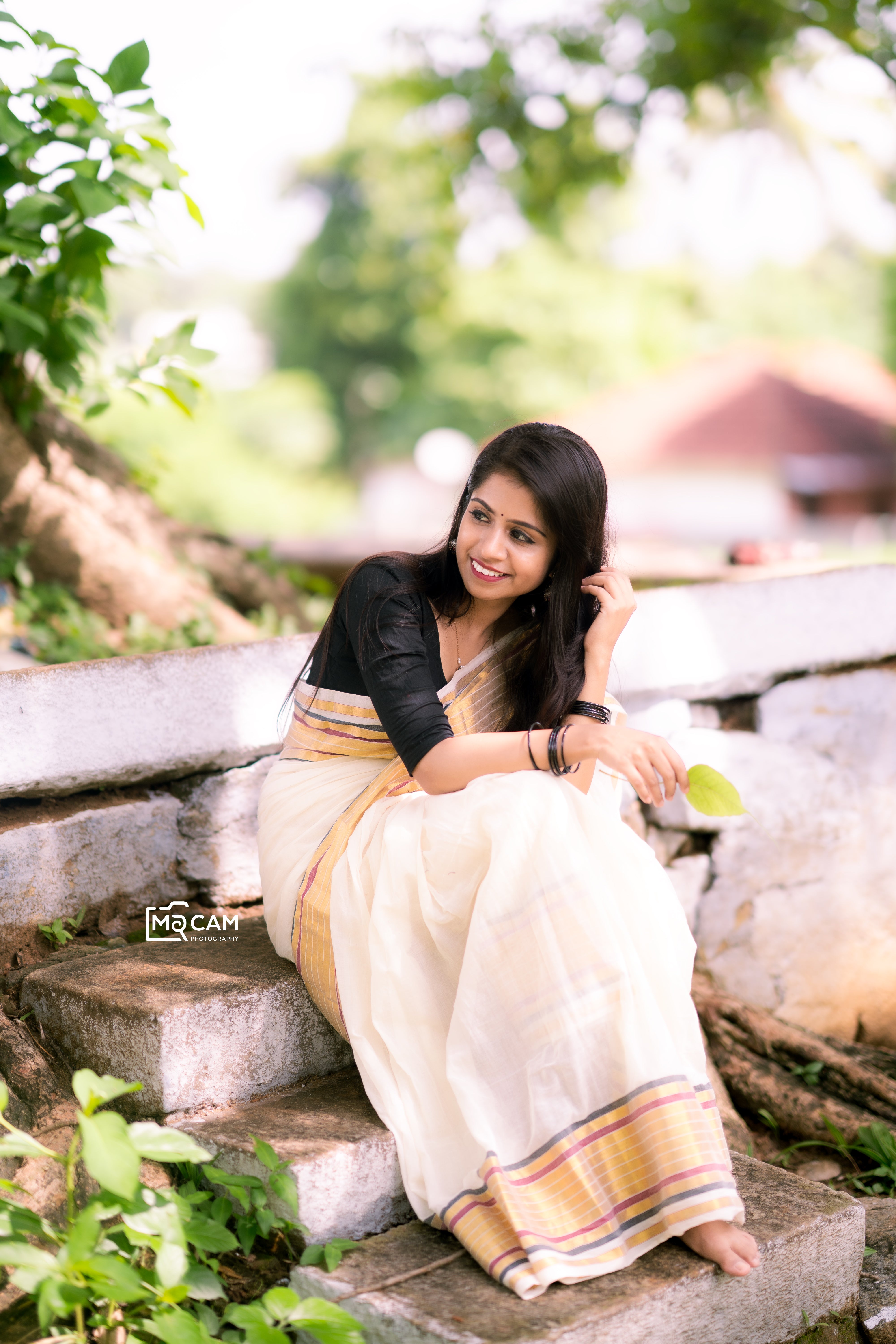 MUL COTTON SAREE WITH ZARI AND COLOUR BORDER- TBS26VC