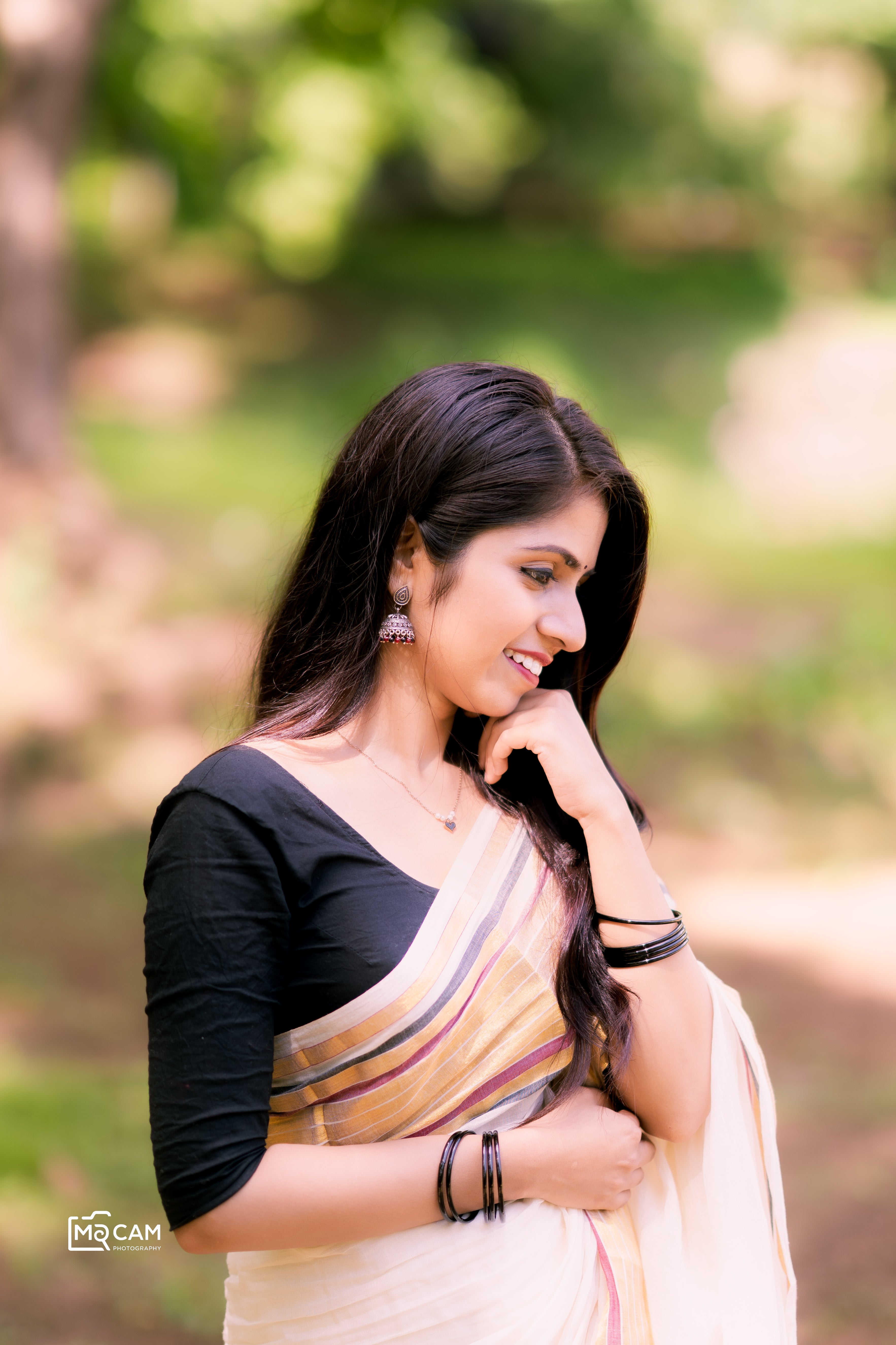 MUL COTTON SAREE WITH ZARI AND COLOUR BORDER- TBS26VC