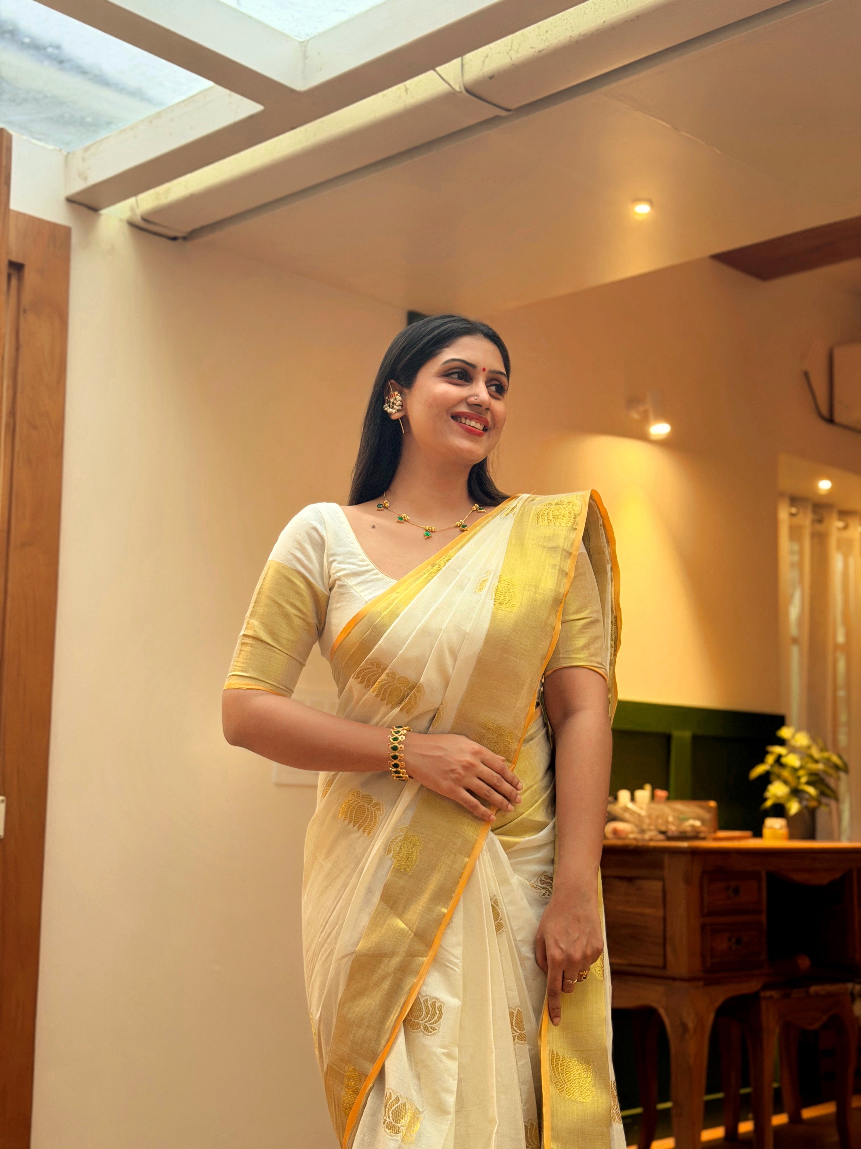 LOTUS WOVEN COTTON SAREE -TBS26LWS