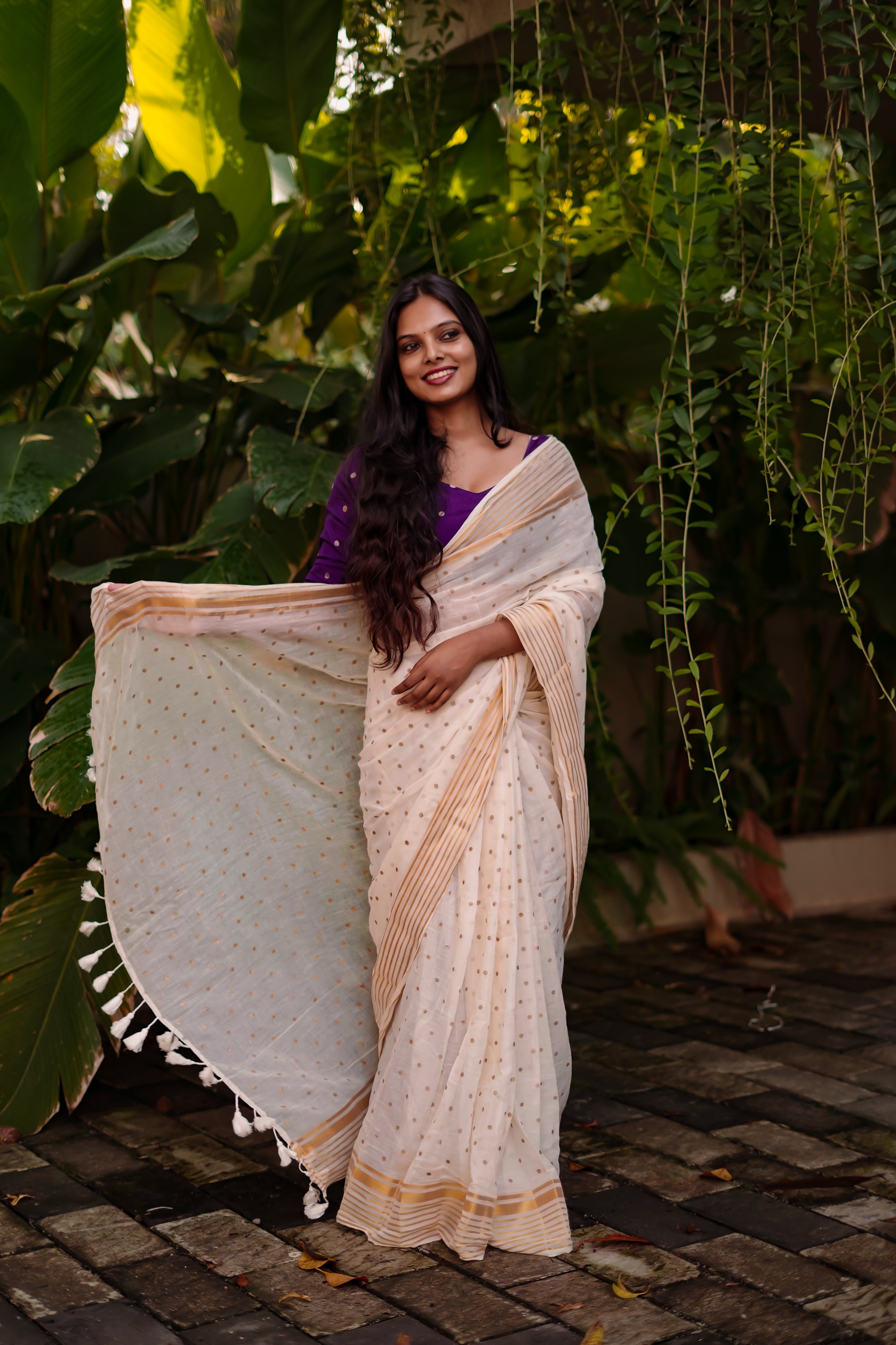 MULMUL SAREE WITH SMALL POLKA DOTS - TBS26VC- PREORDER