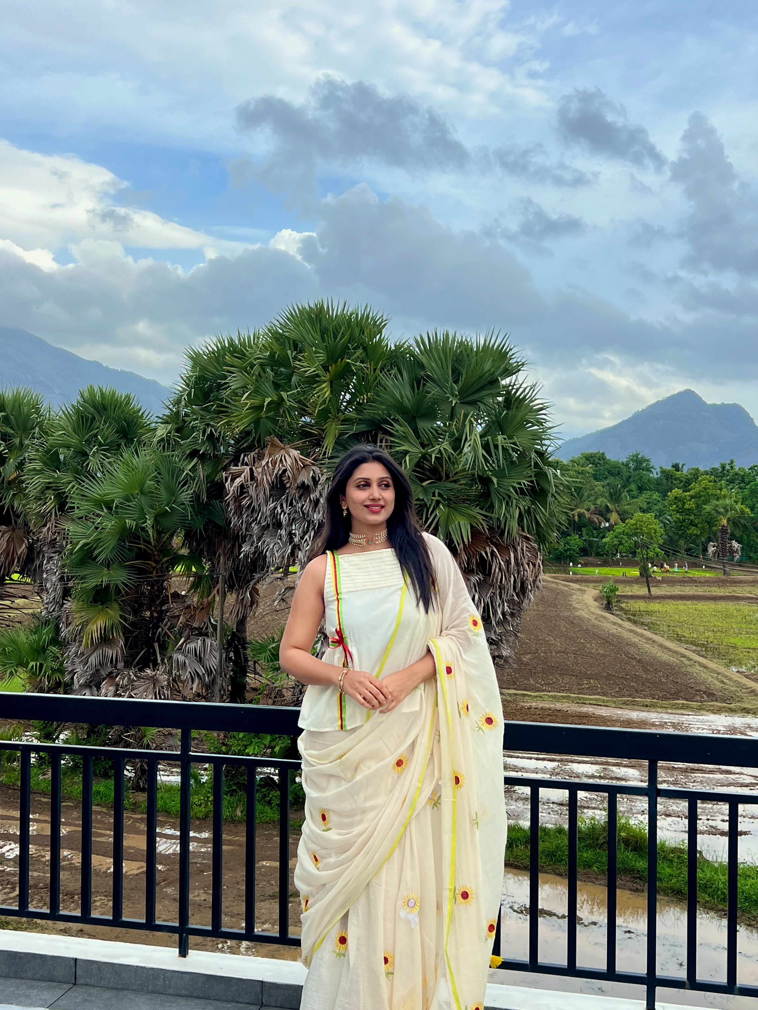 SUNFLOWER EMBROIDERY MUL MUL COTTON SAREE - TBS26SF