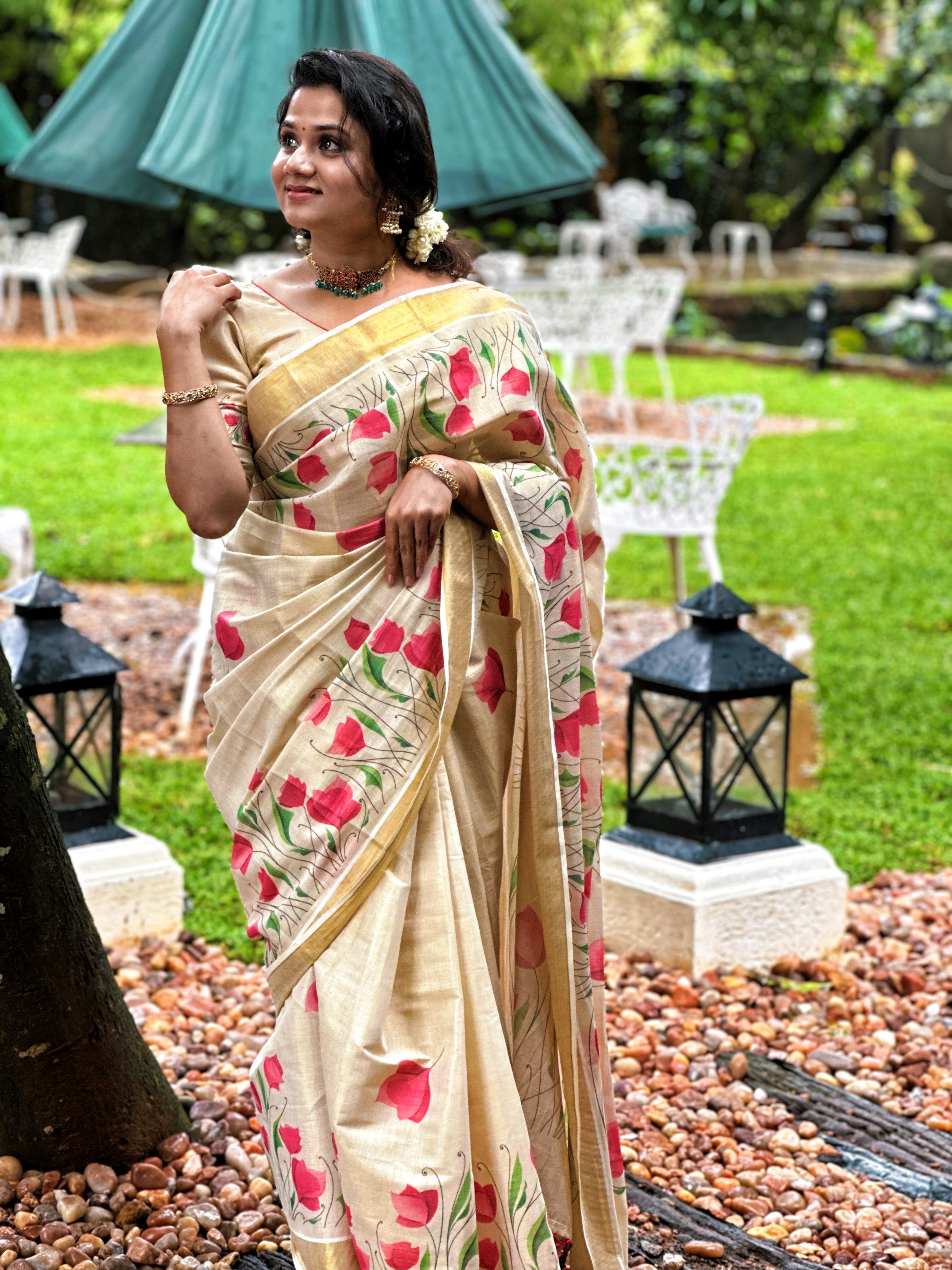 PINK FLORAL PRINTED KERALA TISSUE SAREE