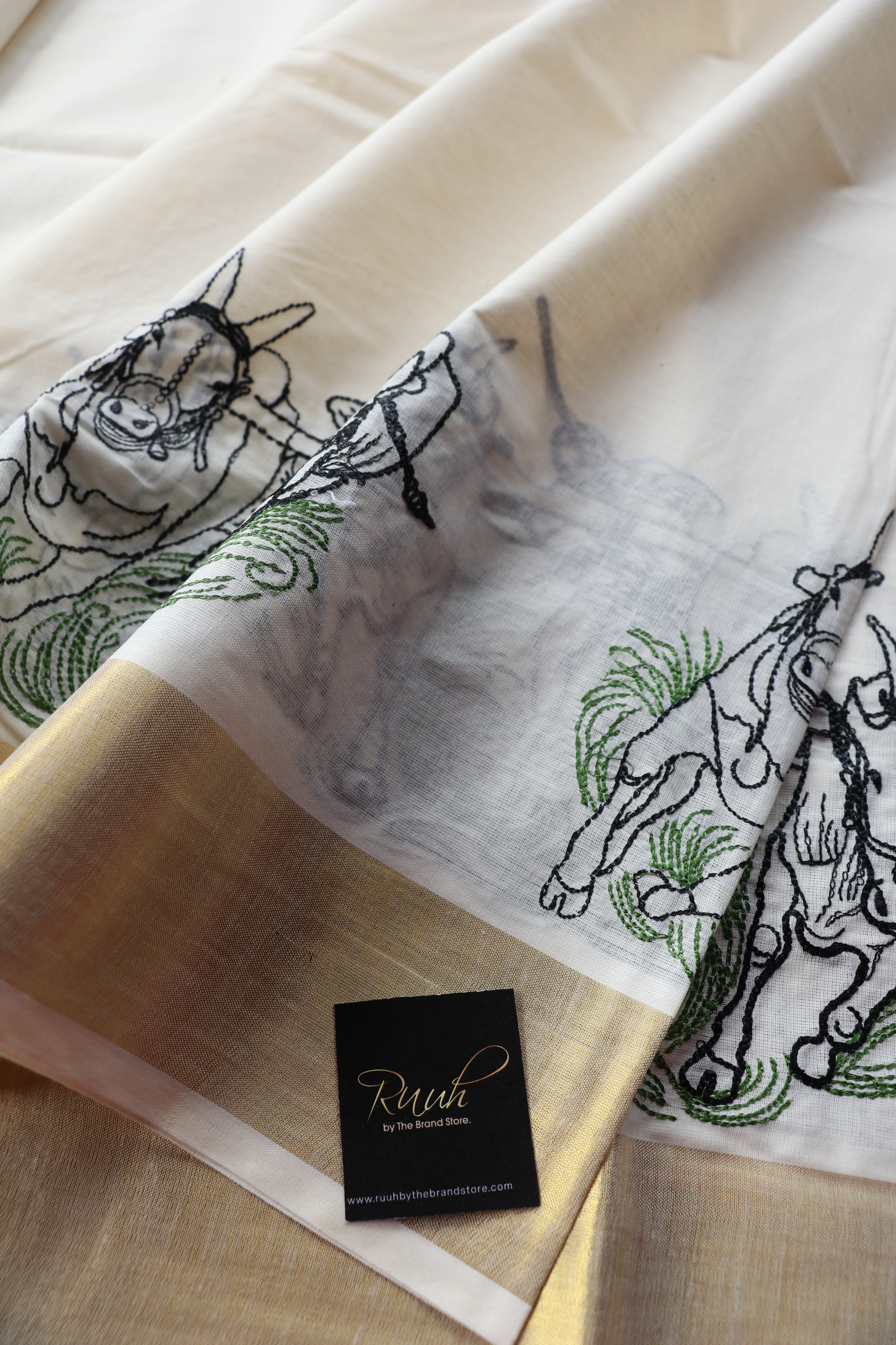 KAALA POOTTU - EMBROIDERY ON KERALA COTTON