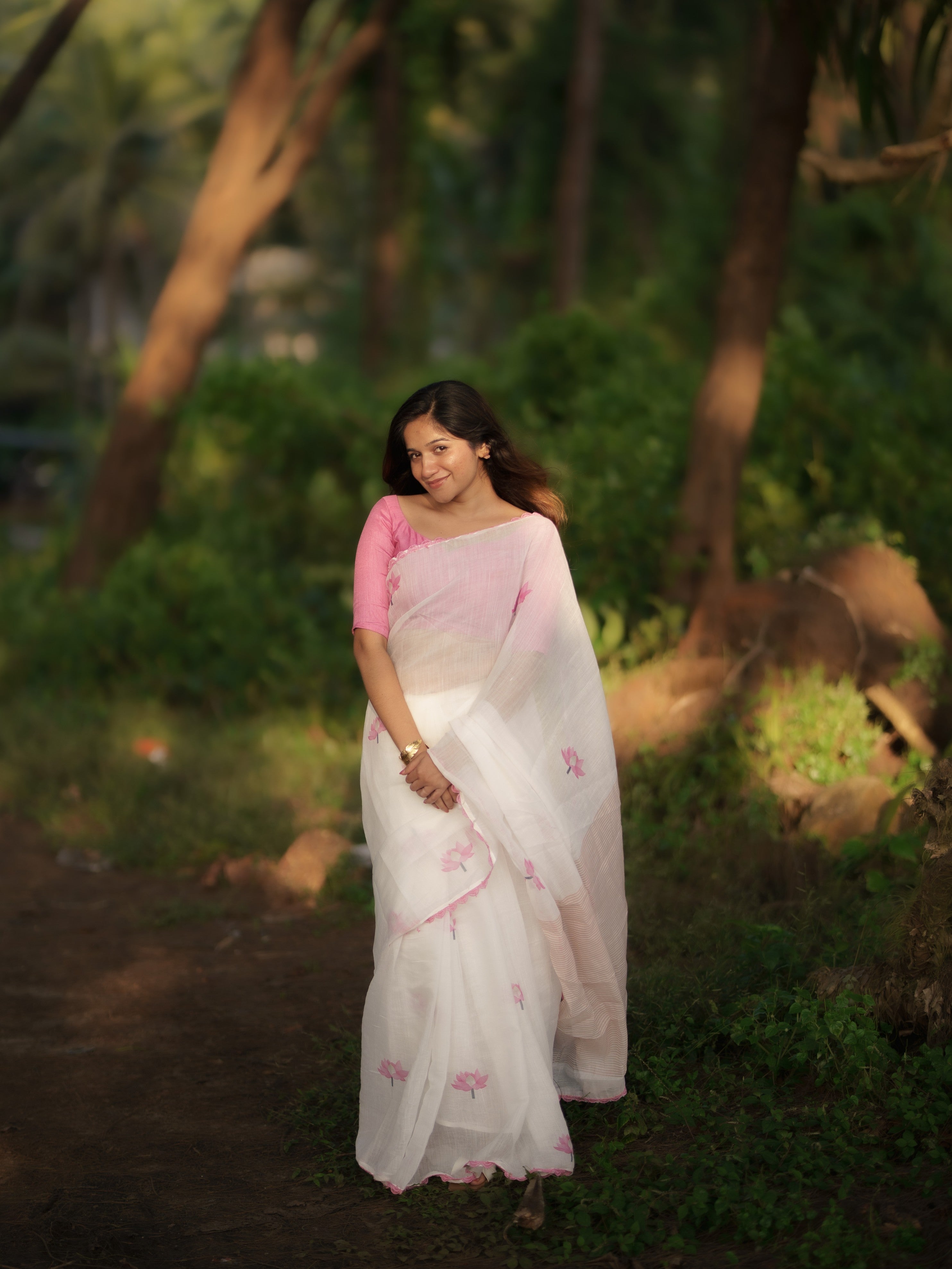 PINK LOTUS ON WHITE SEMI LINEN