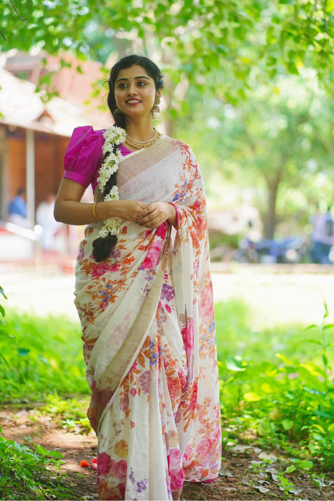MULTI COLOUR FLORAL PRINTED LINEN SAREE