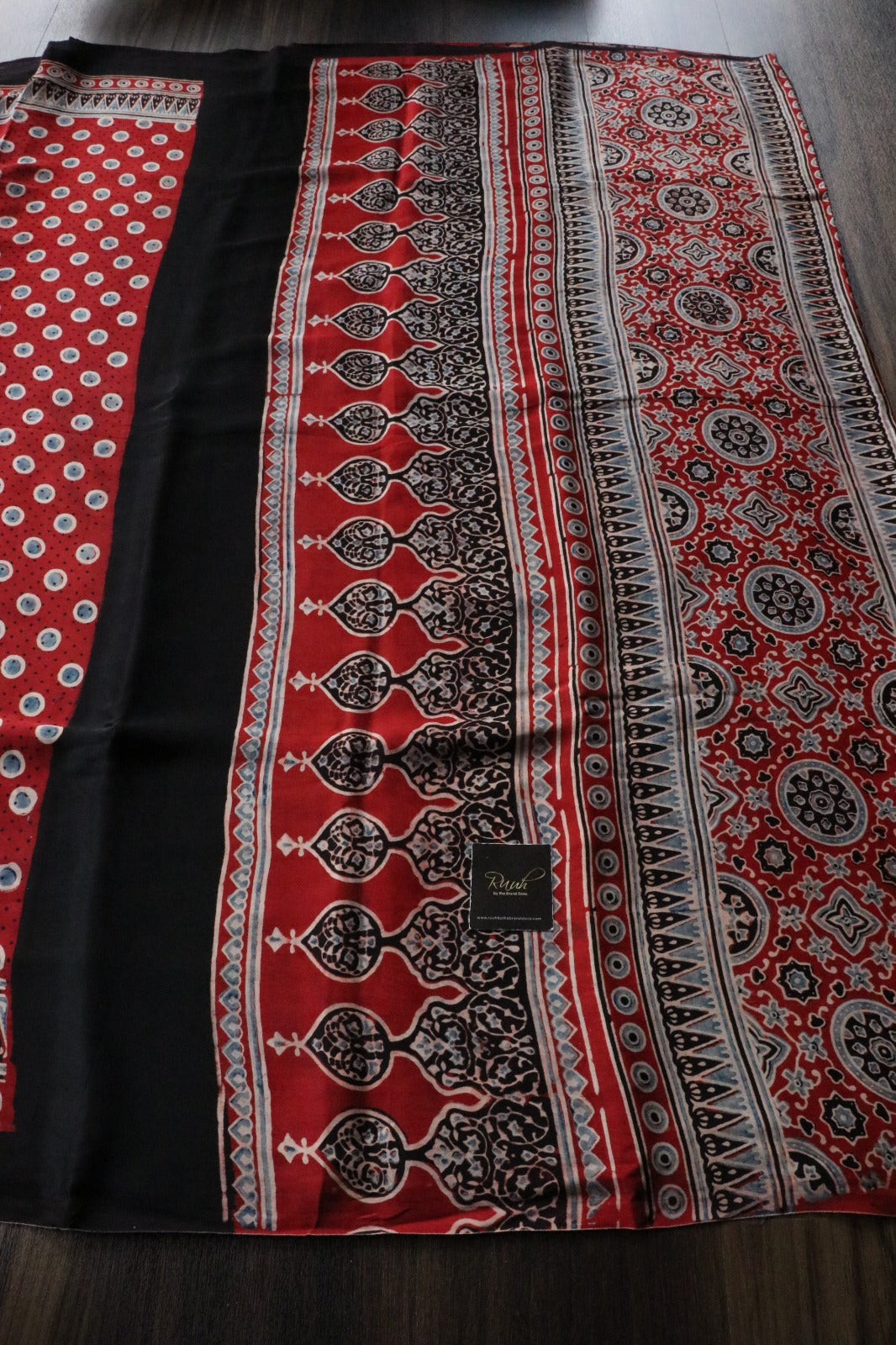 AJRAKH MODAL SILK 8 - TBS26AM