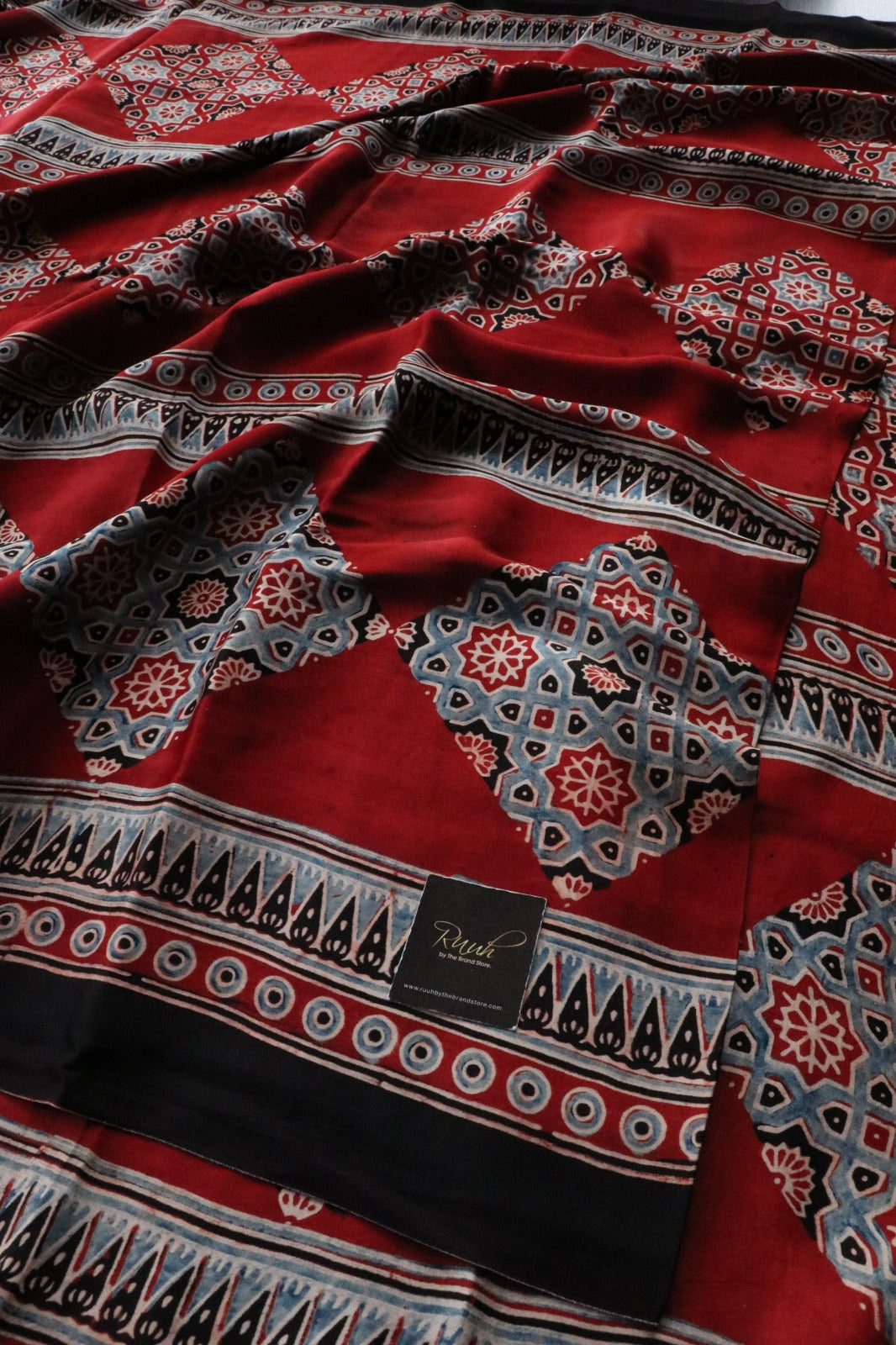 AJRAKH MODAL SILK 8 - TBS26AM