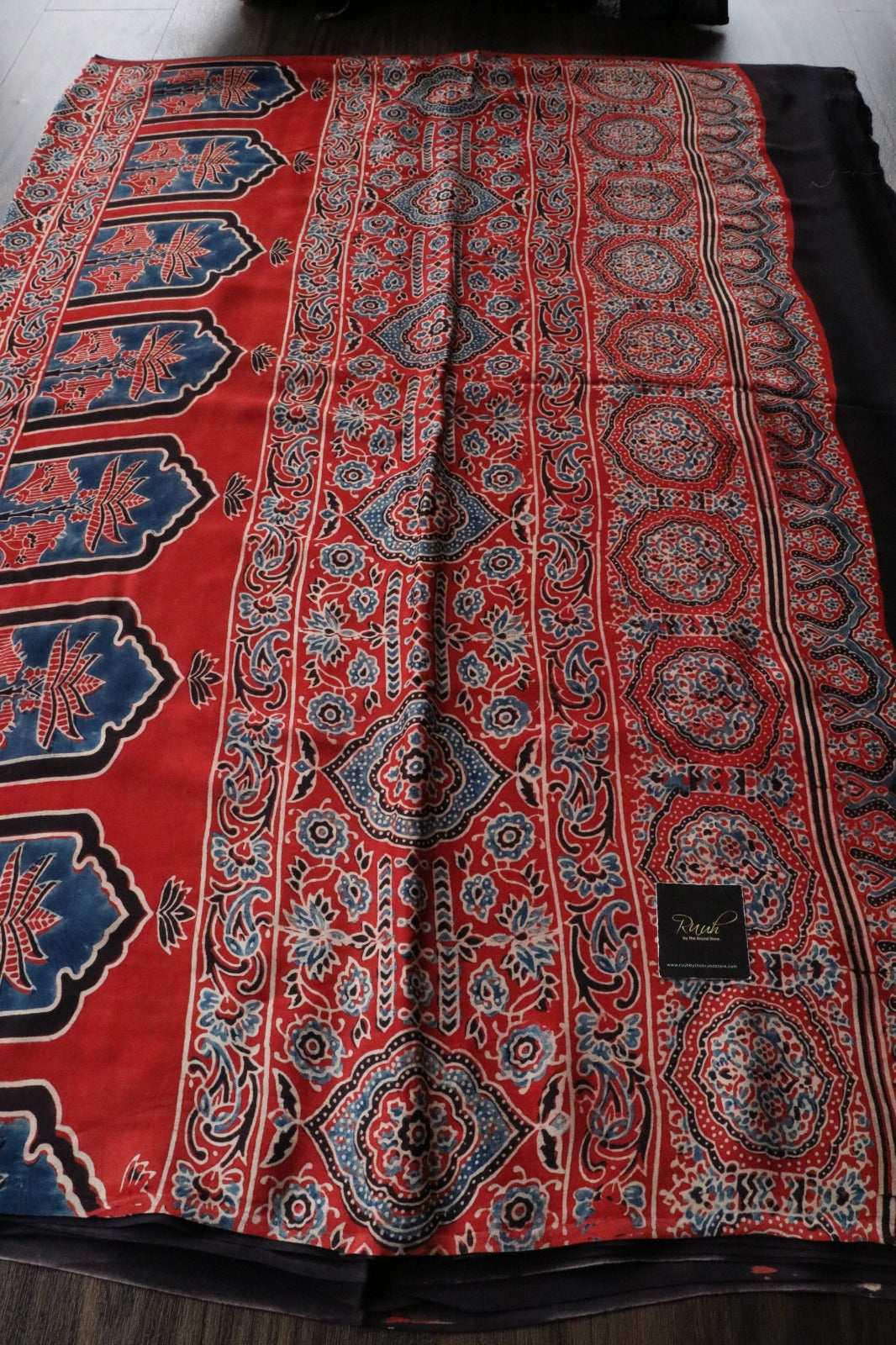 AJRAKH MODAL SILK 9 - TBS26AM