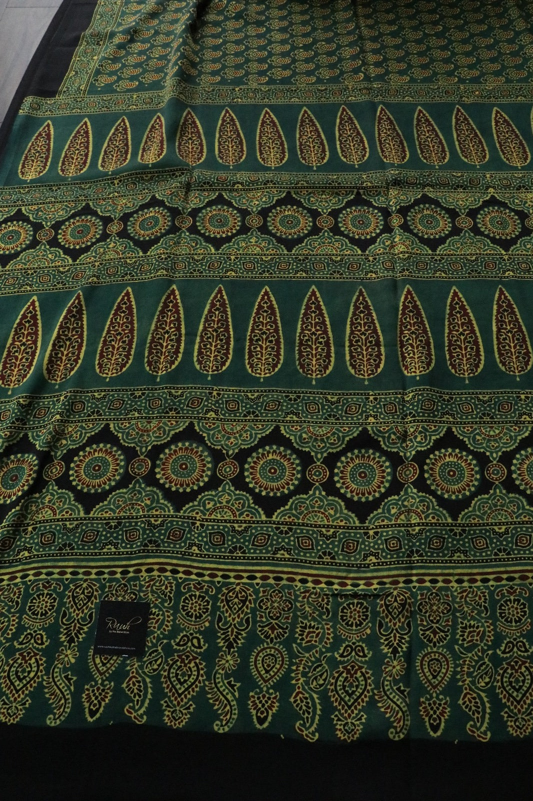 AJRAKH MODAL SILK 10 - TBS26AM