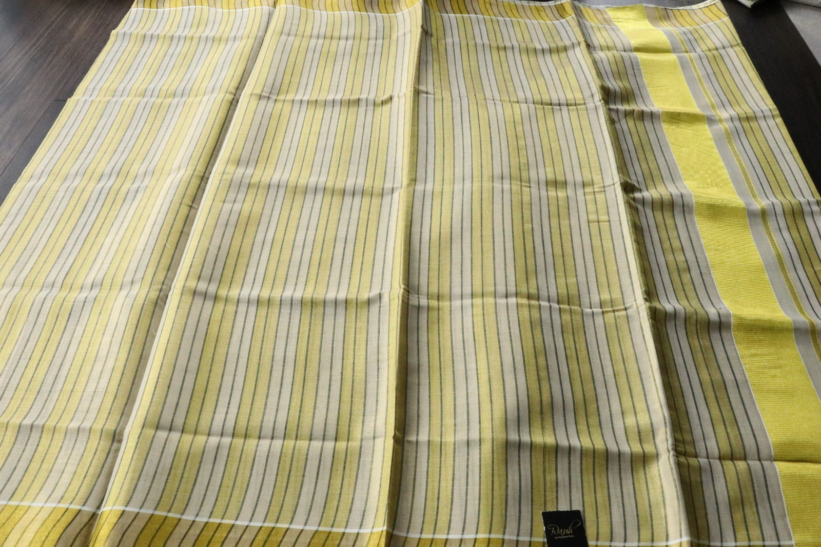 TISSUE STRIPE 2