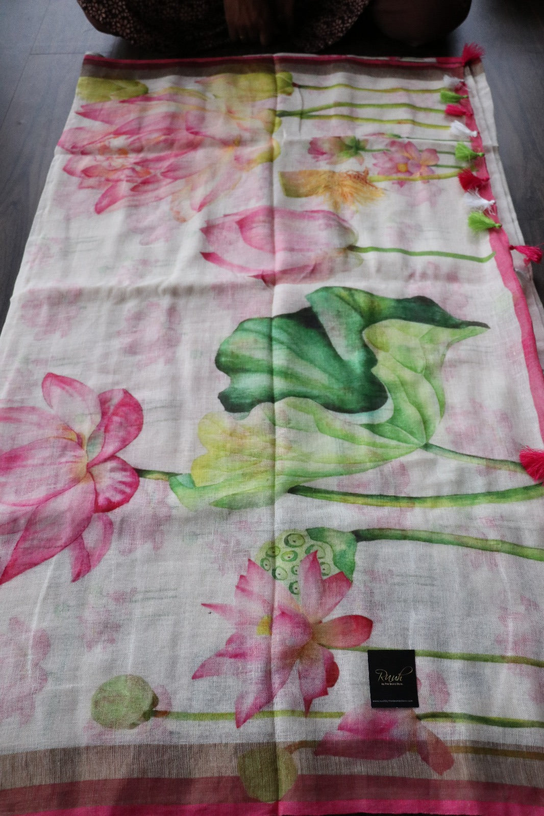 LOTUS PRINTED LINEN SAREE