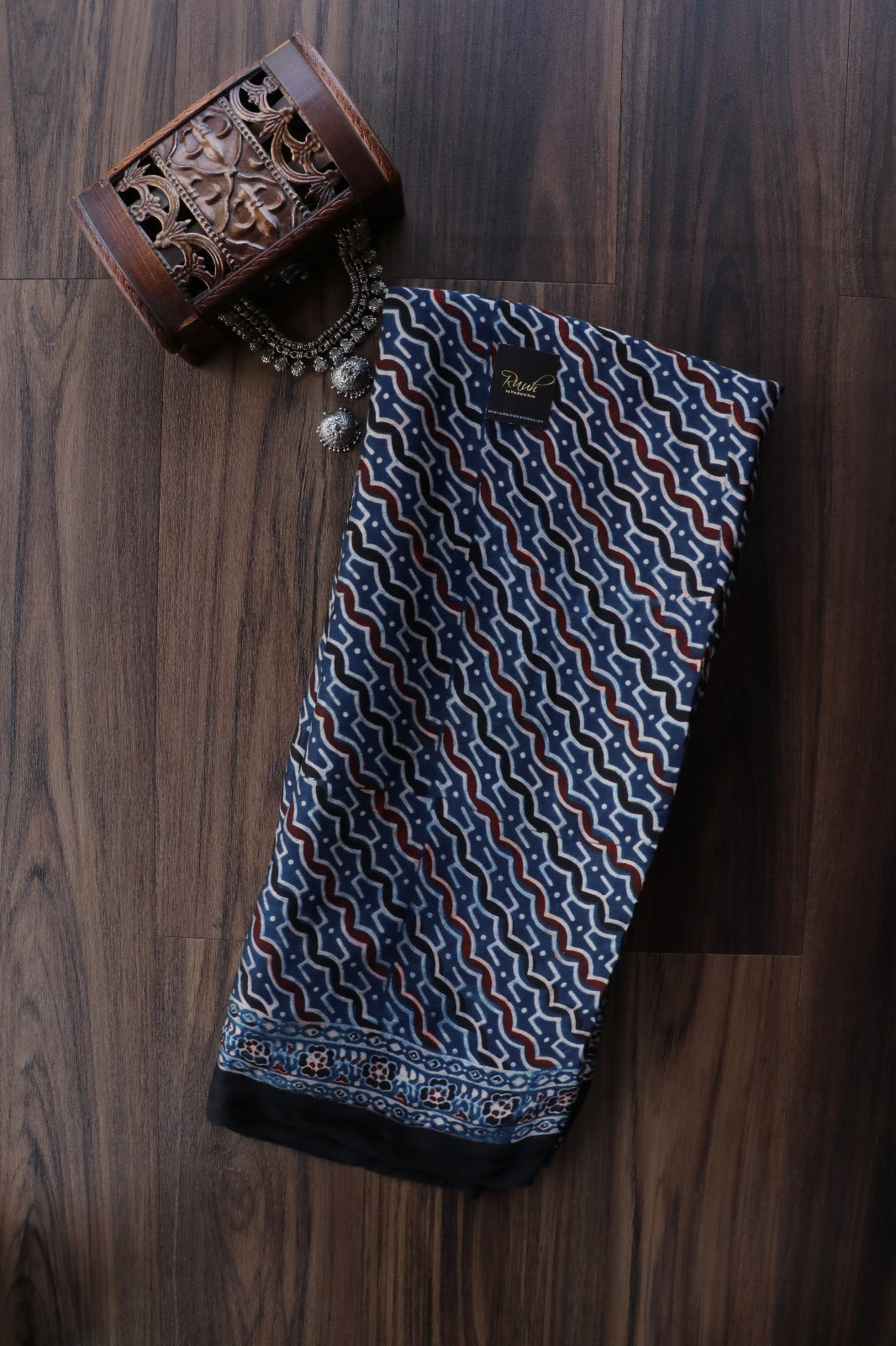 AJRAKH MODAL SILK 6- TBS26AM