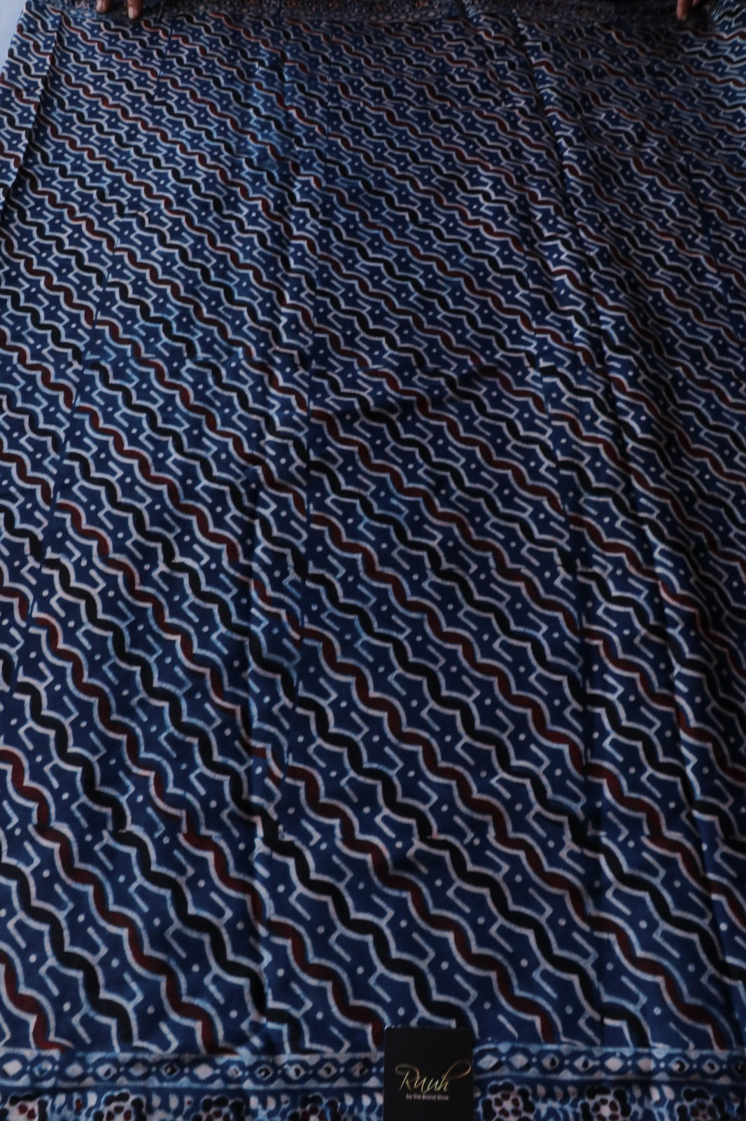 AJRAKH MODAL SILK 6- TBS26AM
