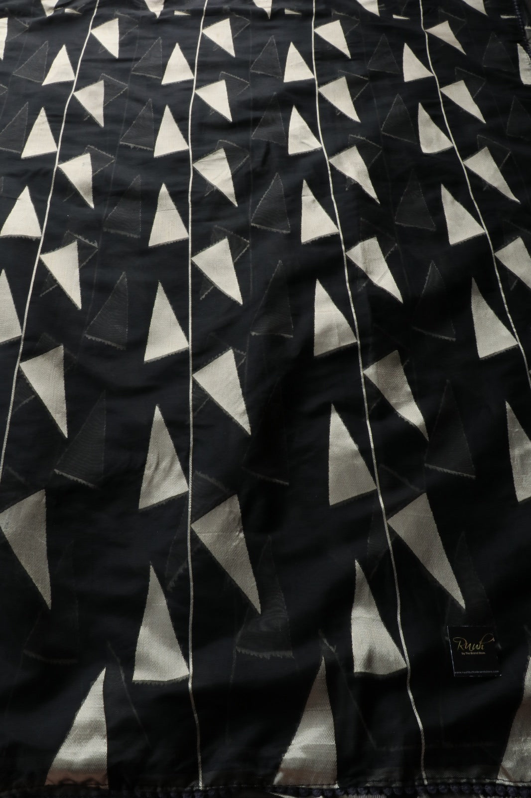 DESIGNER ORGANZA BLACK