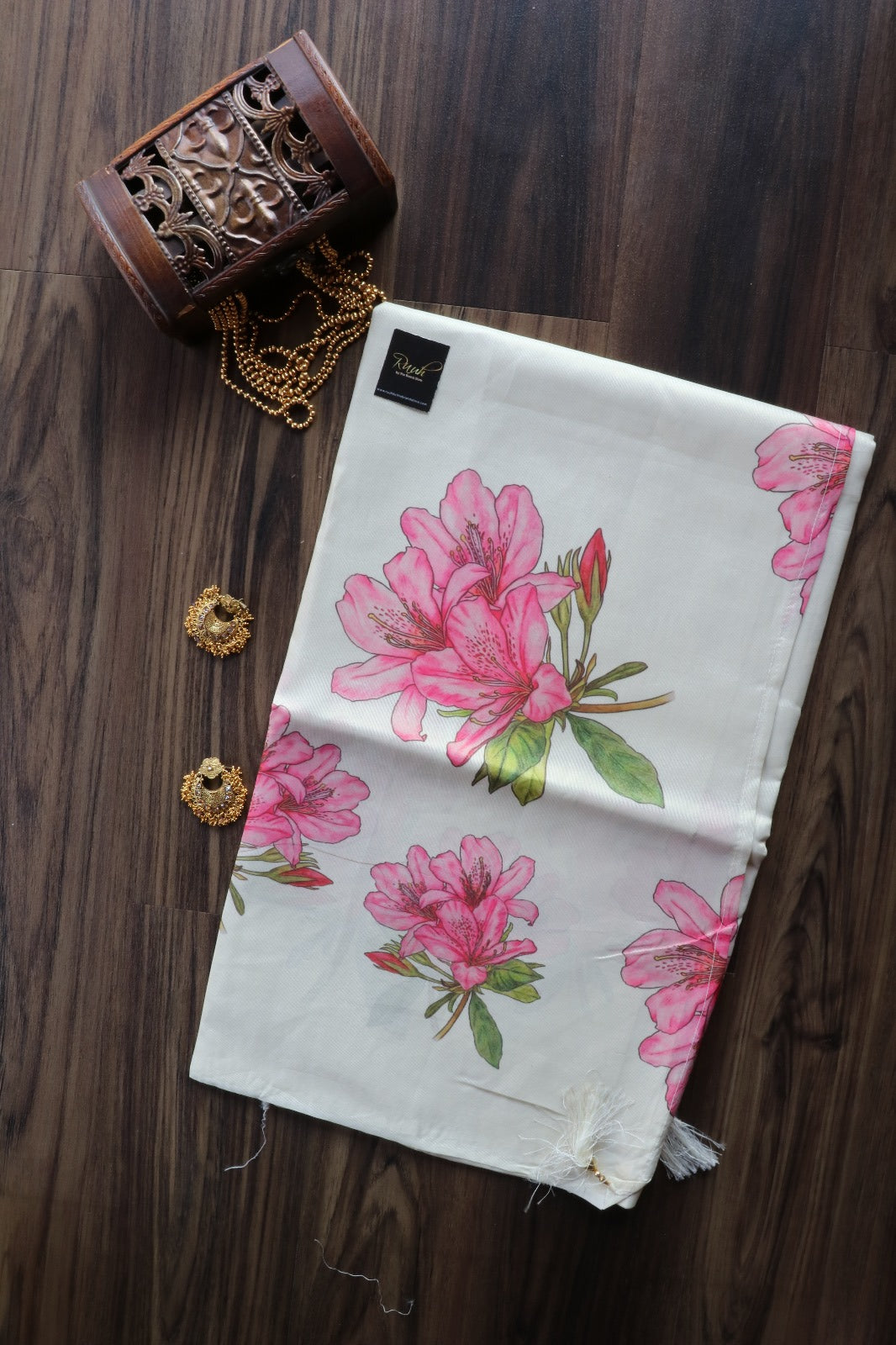 FLORAL TISSUE SILK