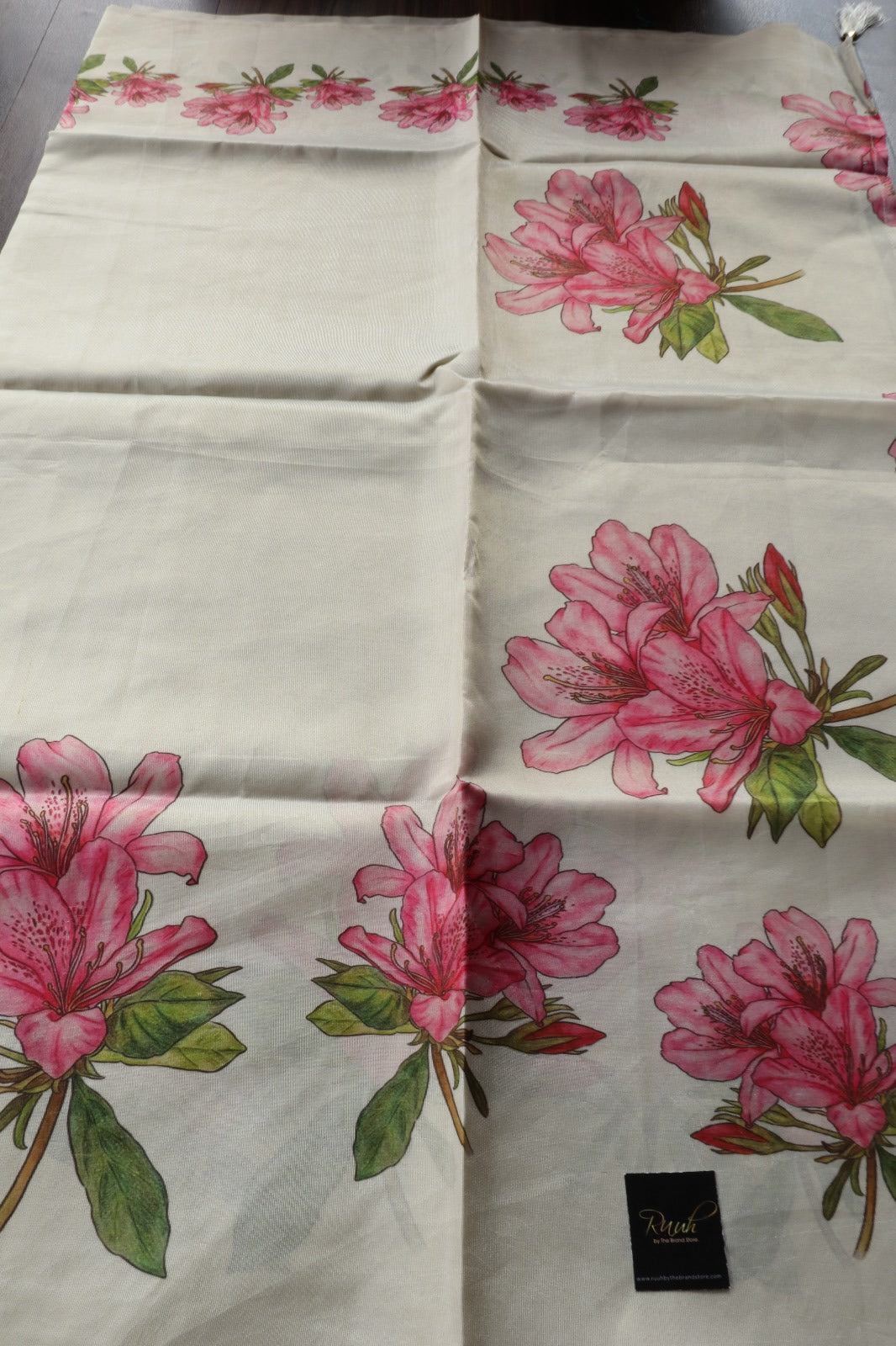 FLORAL TISSUE SILK
