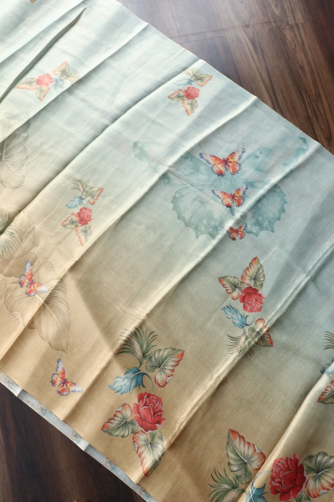 TISSUE FLORAL C4