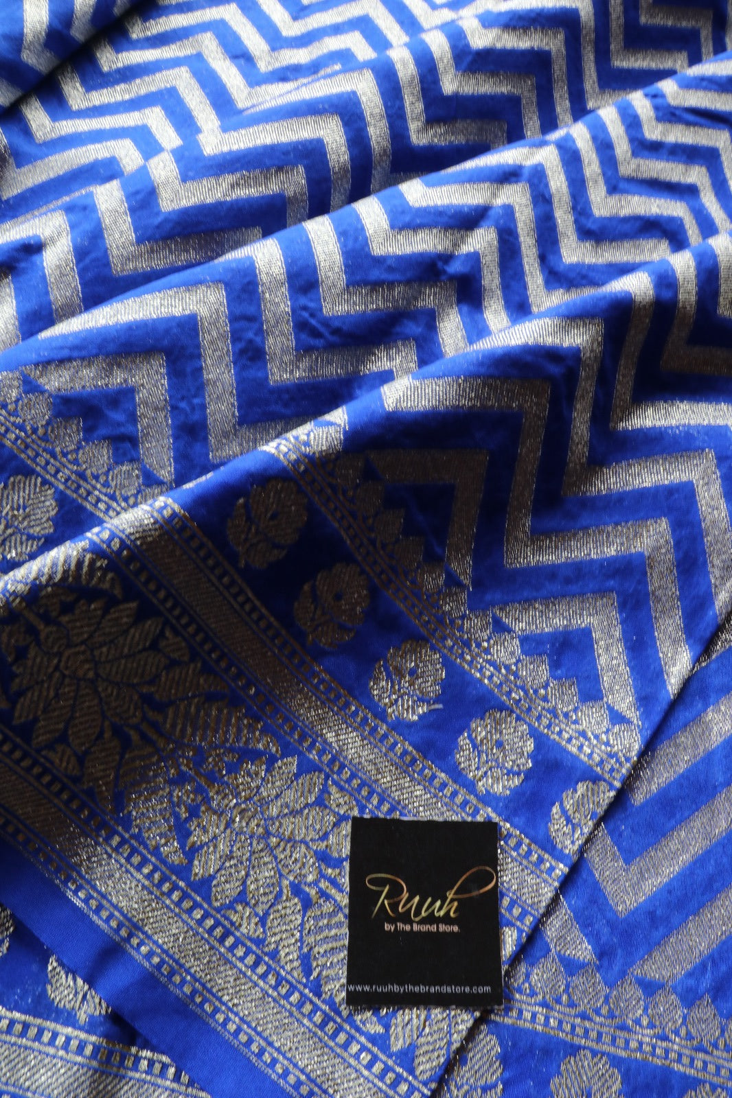 BANARASI SEMI KATAN A4