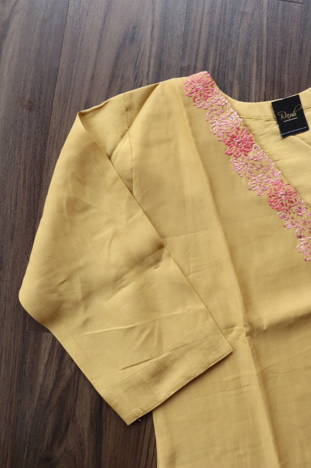 YELLOW V NECK