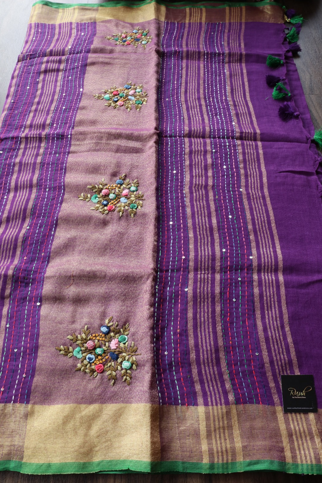 LINEN FRENCH KNOT SAREE 4