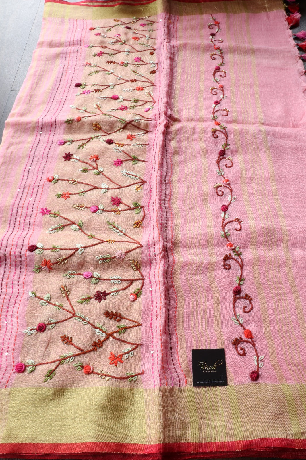 LINEN FRENCHKNOT SAREE 2