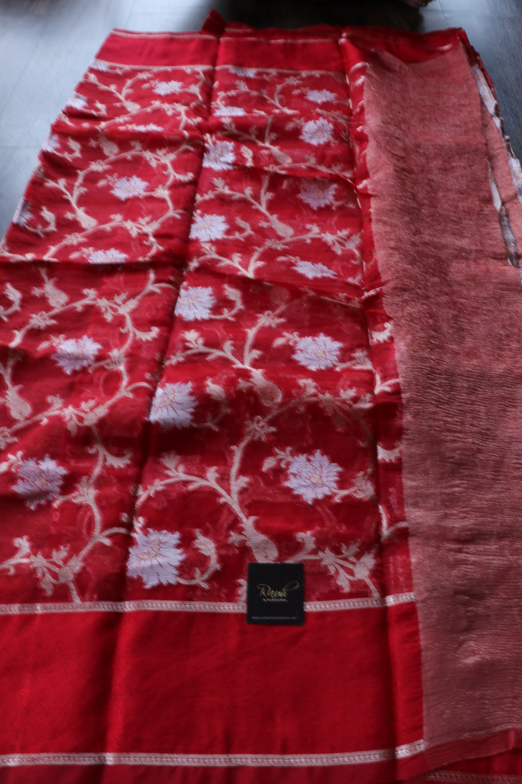BANARASI CRUSH SAREE RED