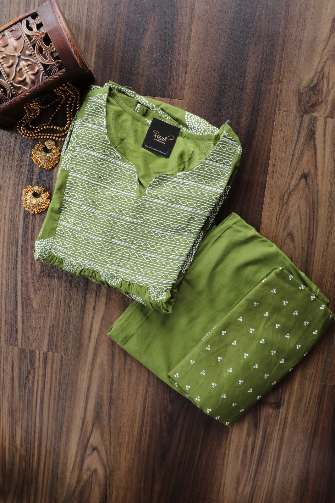COTTON GREEN SALWAR SUIT SET