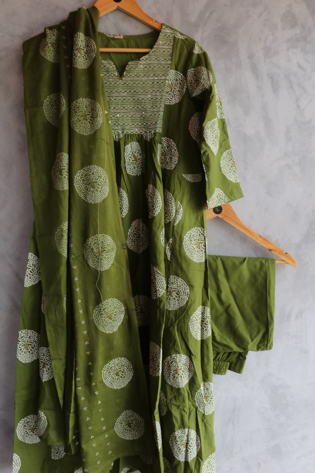 COTTON GREEN SALWAR SUIT SET