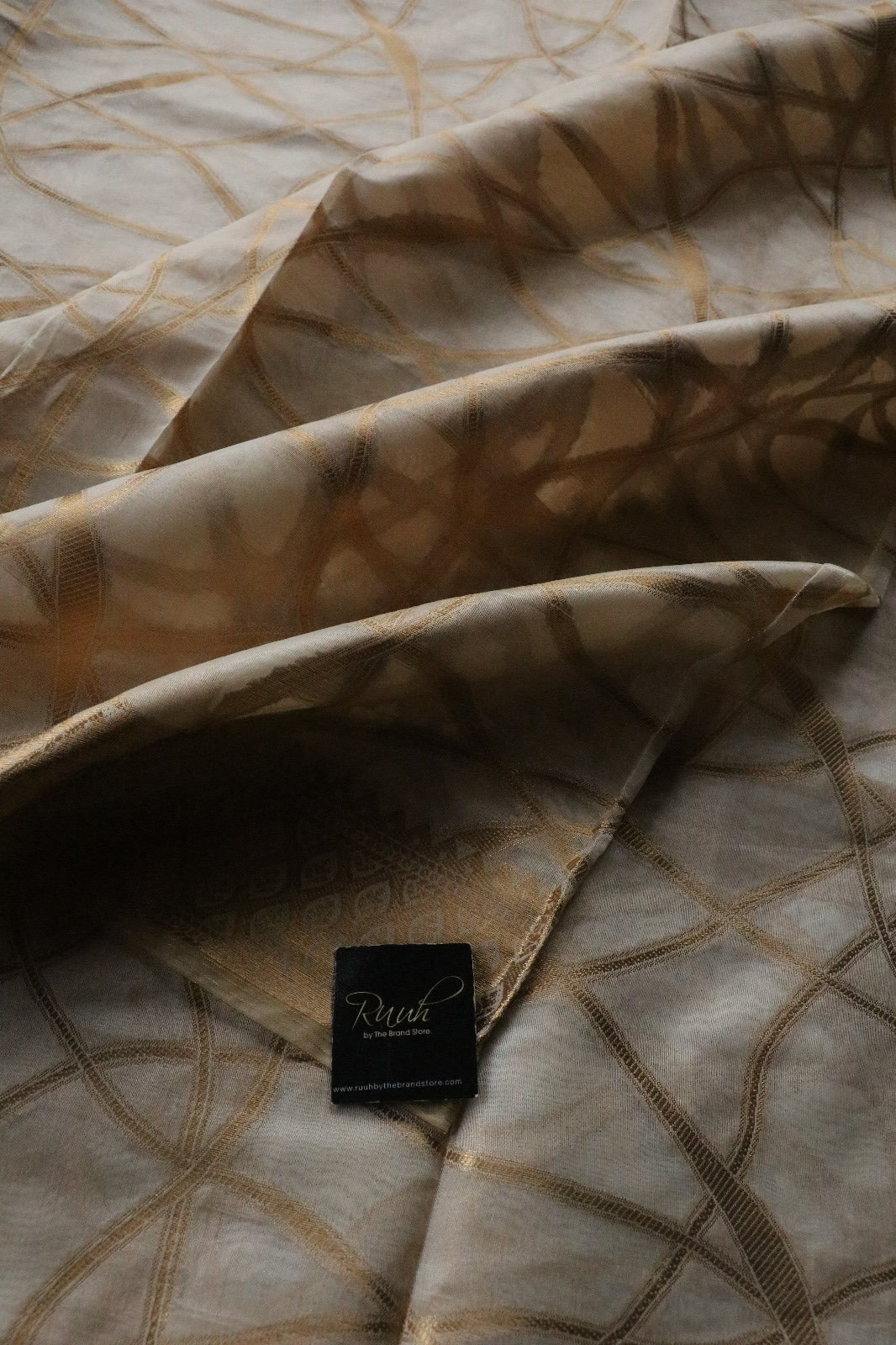 DESIGNER KERALA SAREE IN SEMI SILK
