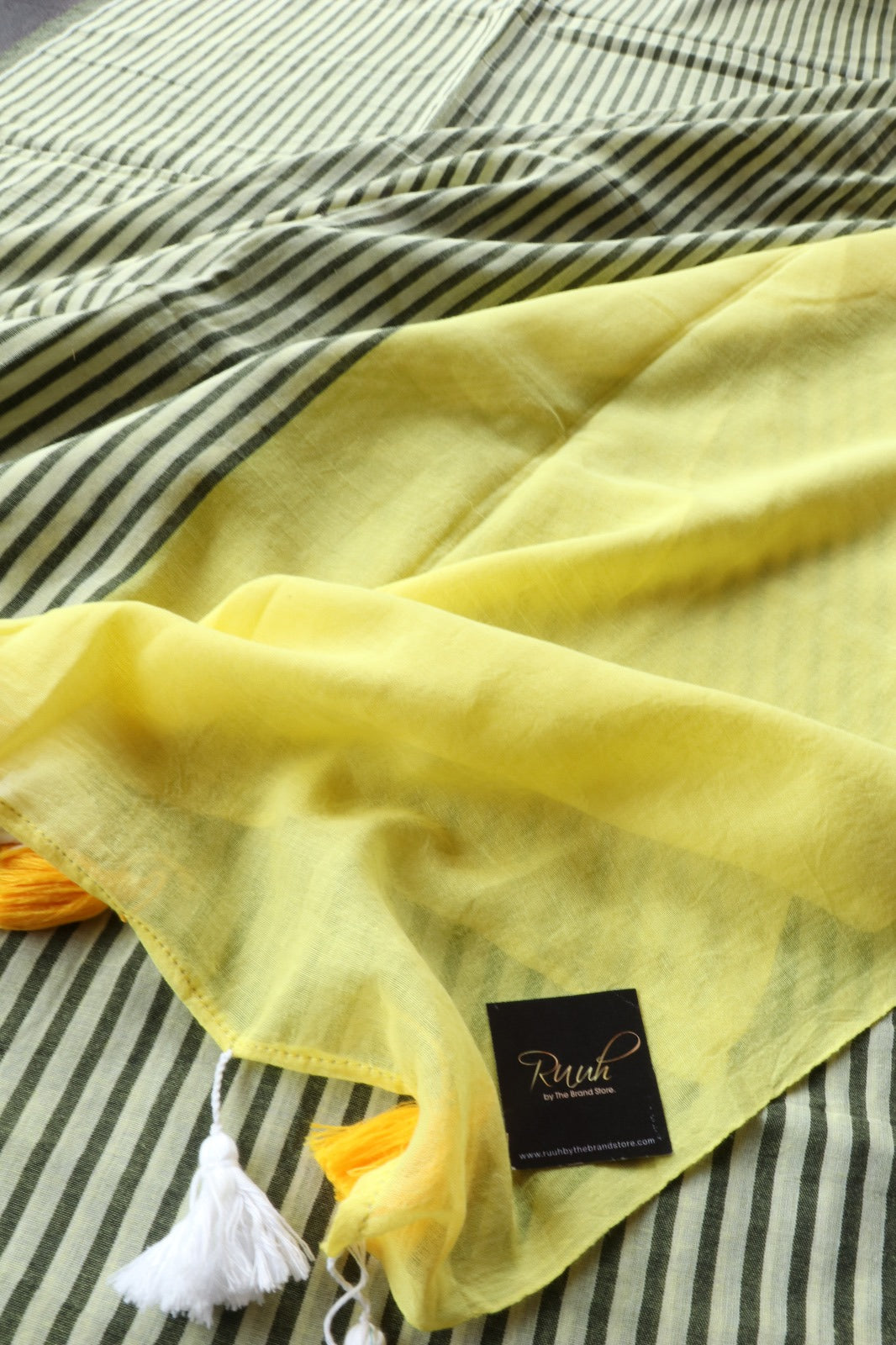 YELLOW MULMUL DESIGNER SAREE