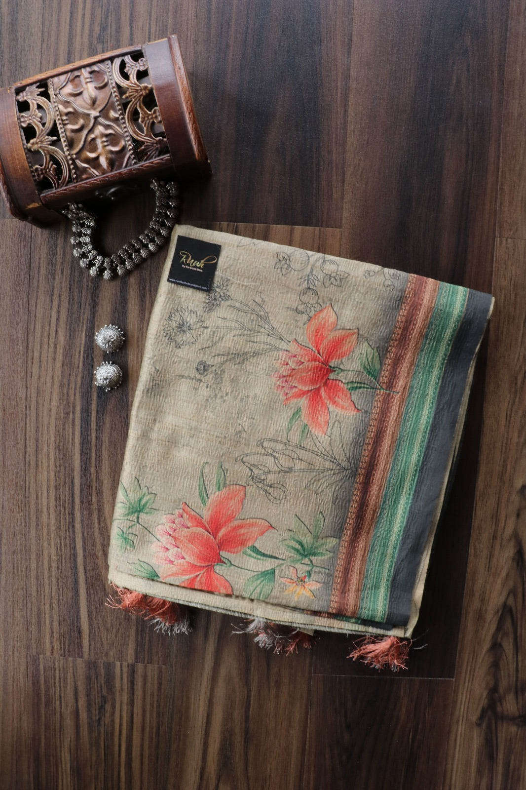 SAGE GREEN BASE DIGITAL PRINTED CRUSH SILK SAREE