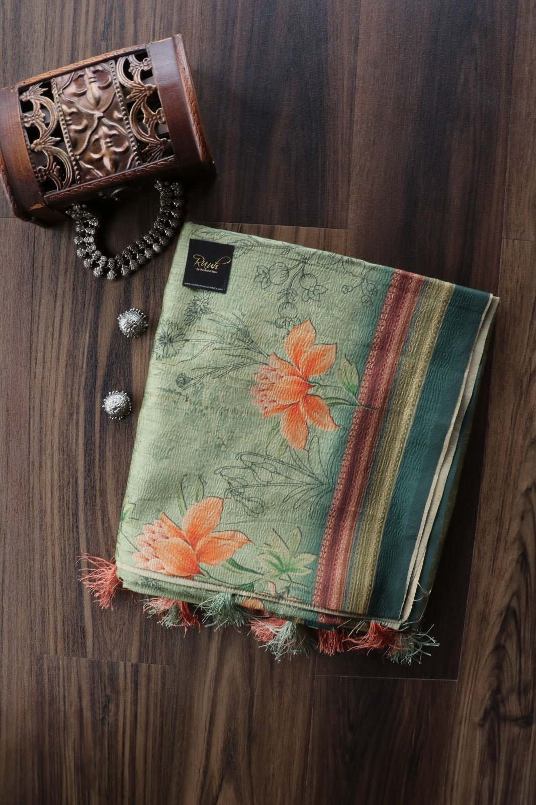 GREEN BASE DIGITAL PRINTED CRUSH SILK SAREE