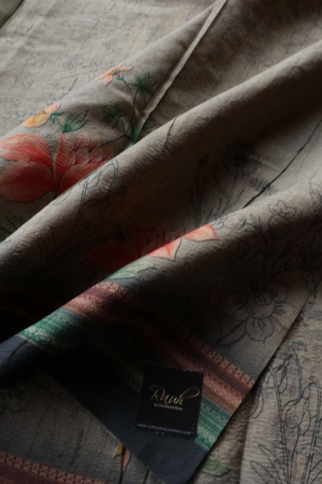 GREEN BASE DIGITAL PRINTED CRUSH SILK SAREE