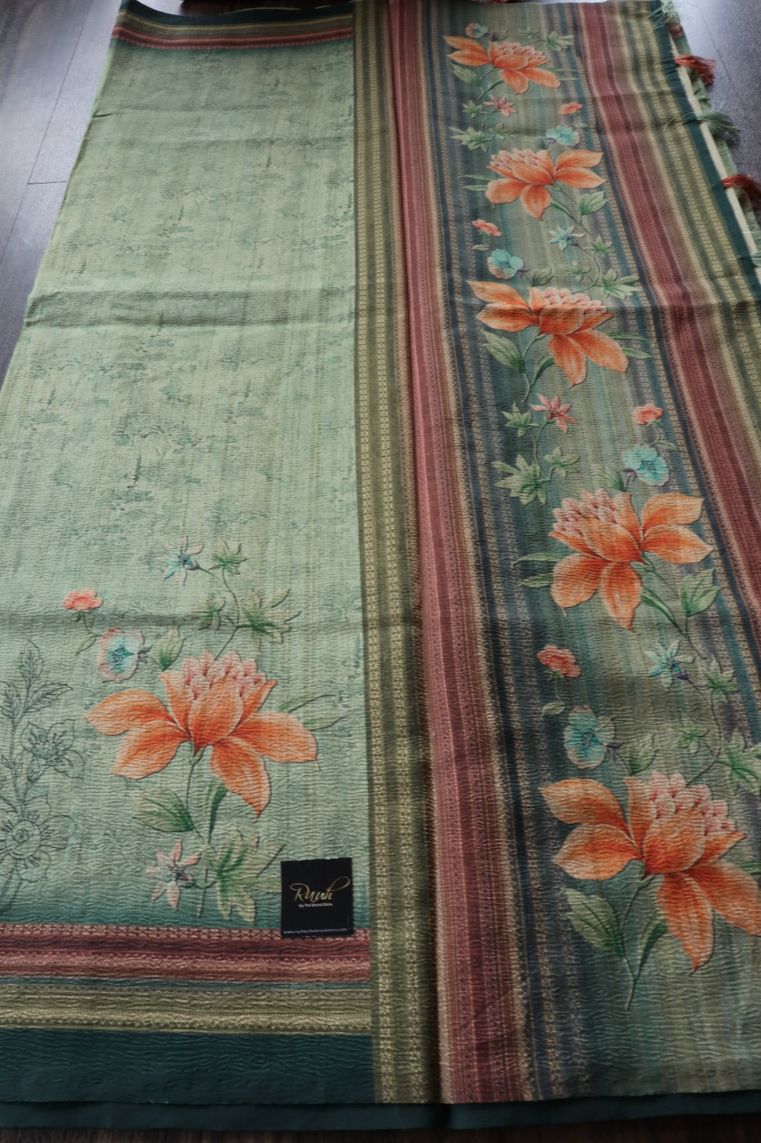 GREEN BASE DIGITAL PRINTED CRUSH SILK SAREE