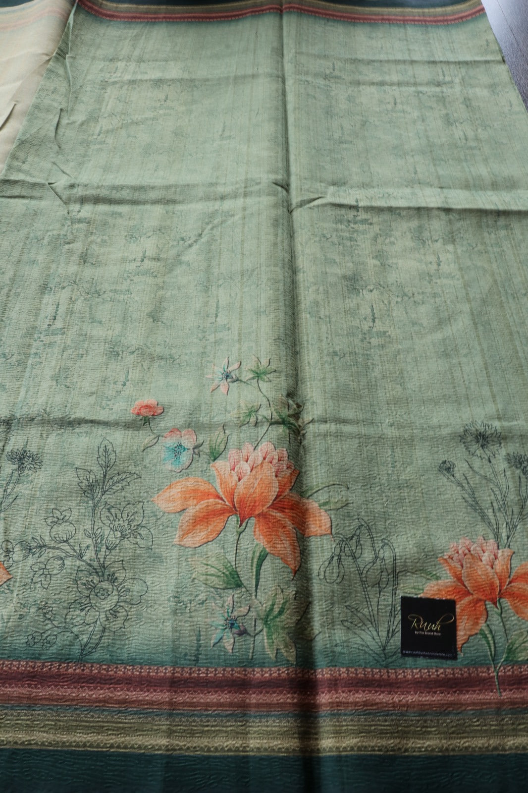 GREEN BASE DIGITAL PRINTED CRUSH SILK SAREE