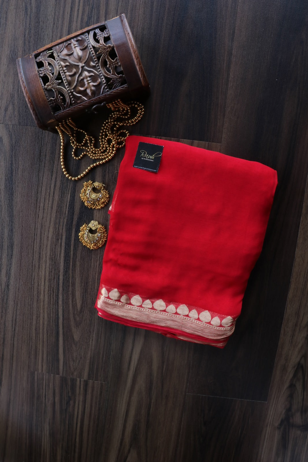 RED VISCOSE GEORGETTE SAREE