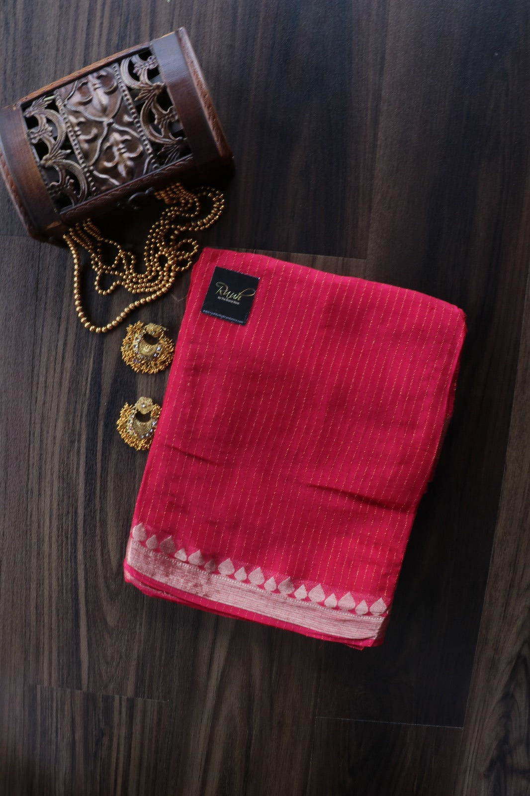 PINKISH RED VISCOSE STRIPE SAREE
