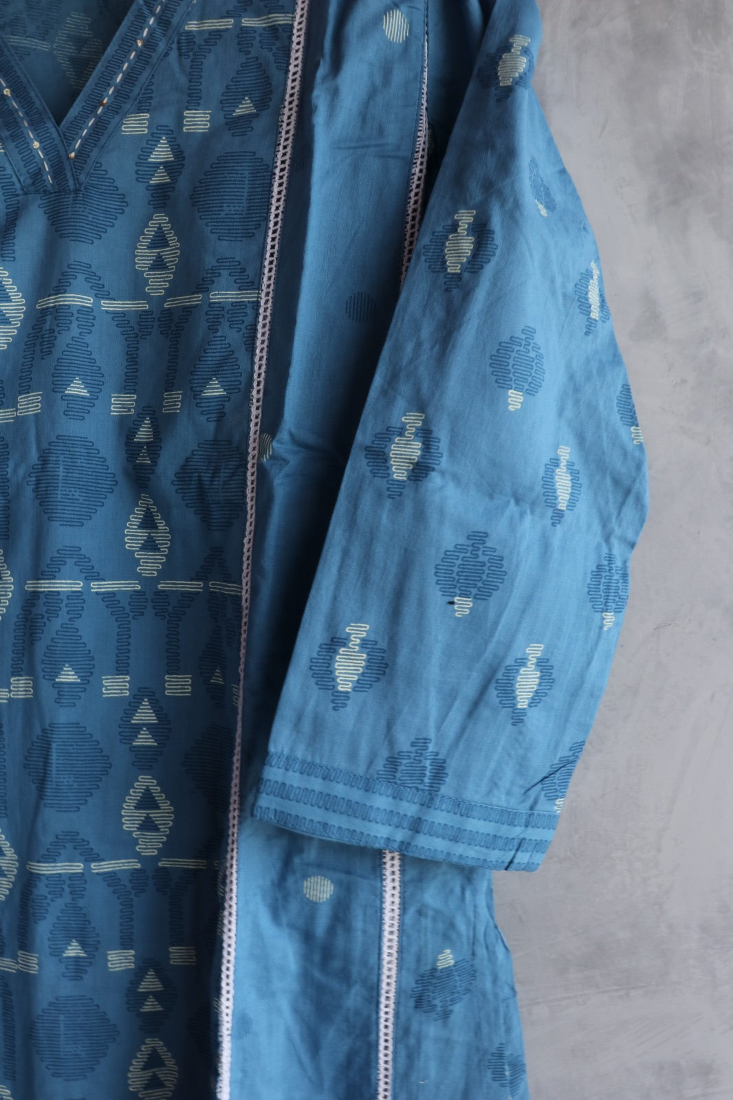BLUE COTTON V NECK SALWAR SUIT SET