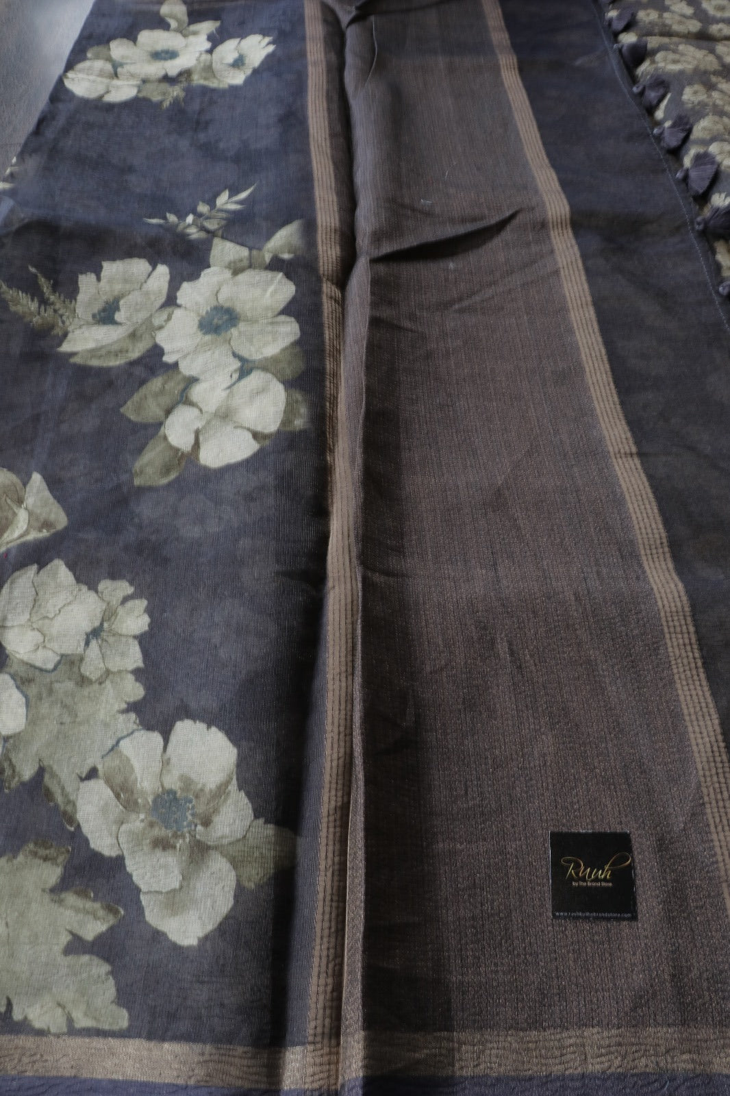 DESIGNER CRUSH DIGITAL PRINTED SAREE 2