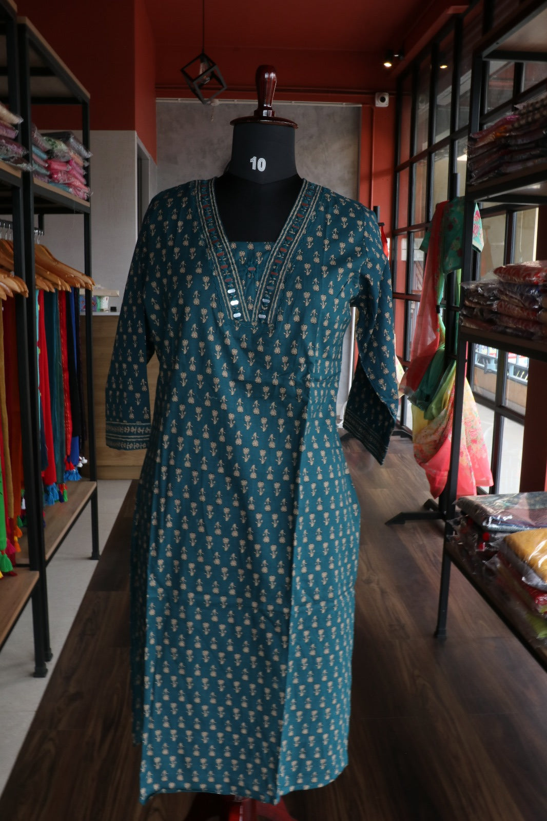 BLUE COTTON FLORAL PRINTED SALWAR SUIT SET