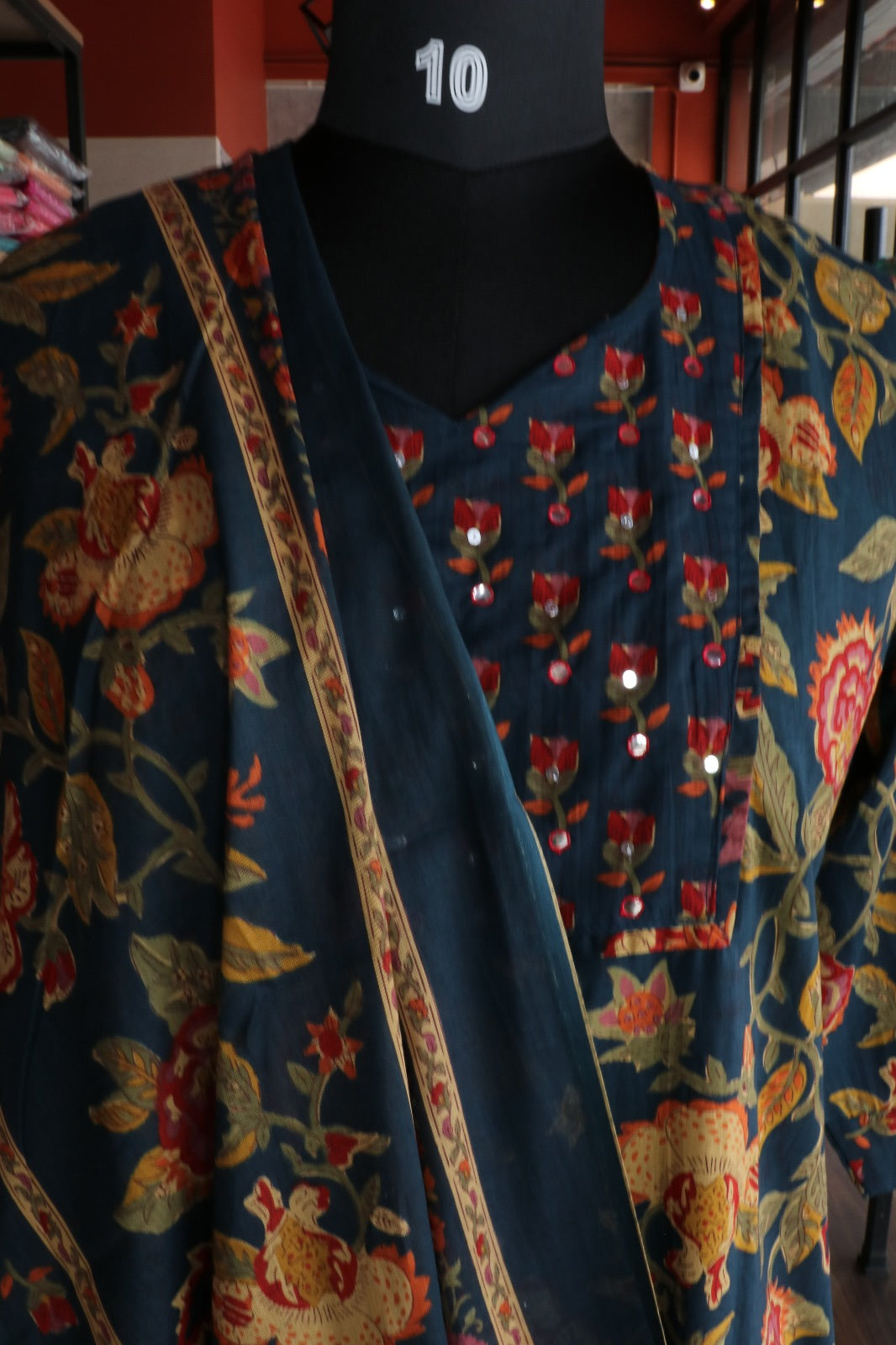 BLUE COTTON FLORAL PRINTED SALWAR SUIT SET
