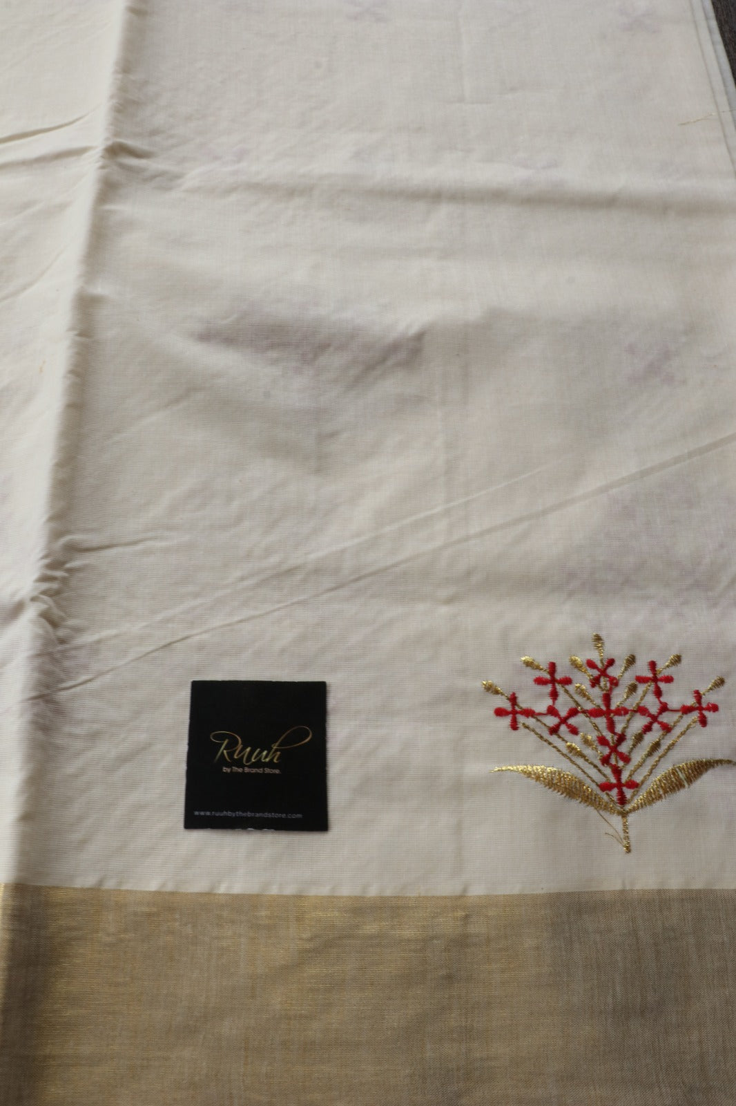 THECHI EMBROIDERY ON KERALA COTTON
