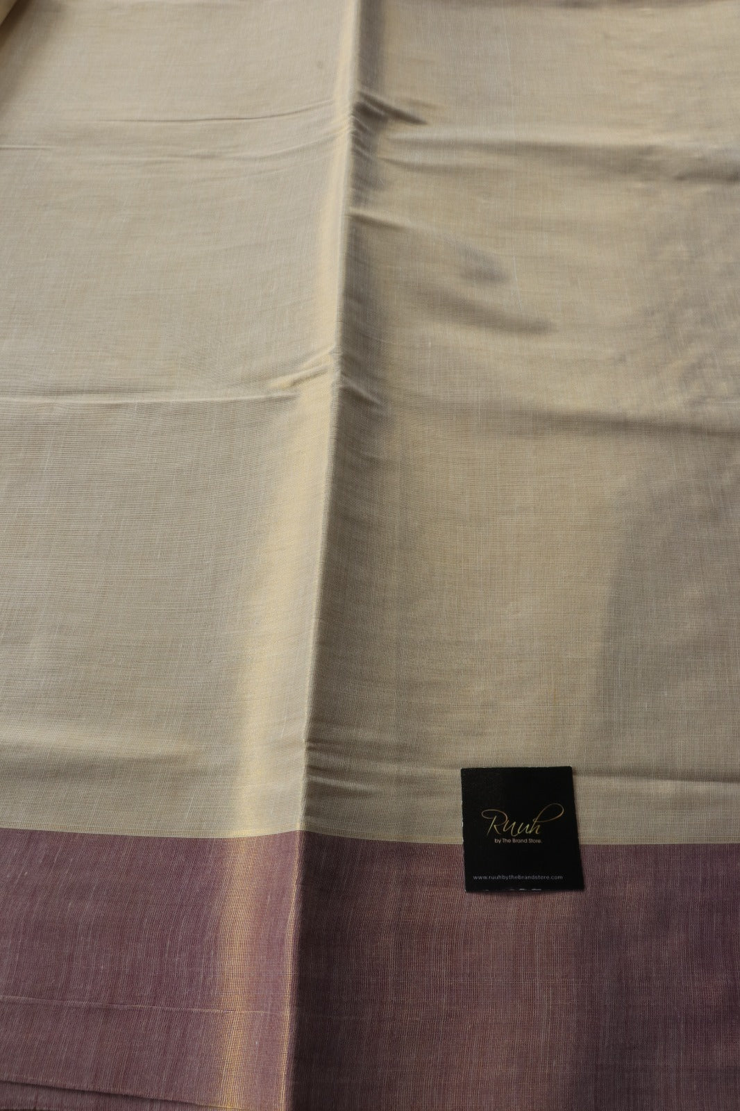 PURPLE FLORAL EMBROIDERY ON KERALA TISSUE SAREE