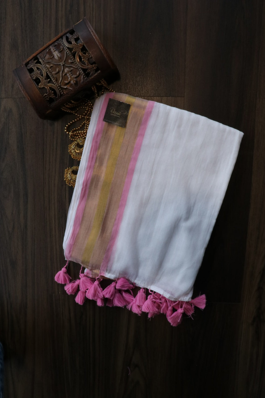 MULMUL COTTON SAREE WITH LIGHT PINK AND GOLD BORDER TBS26MZ