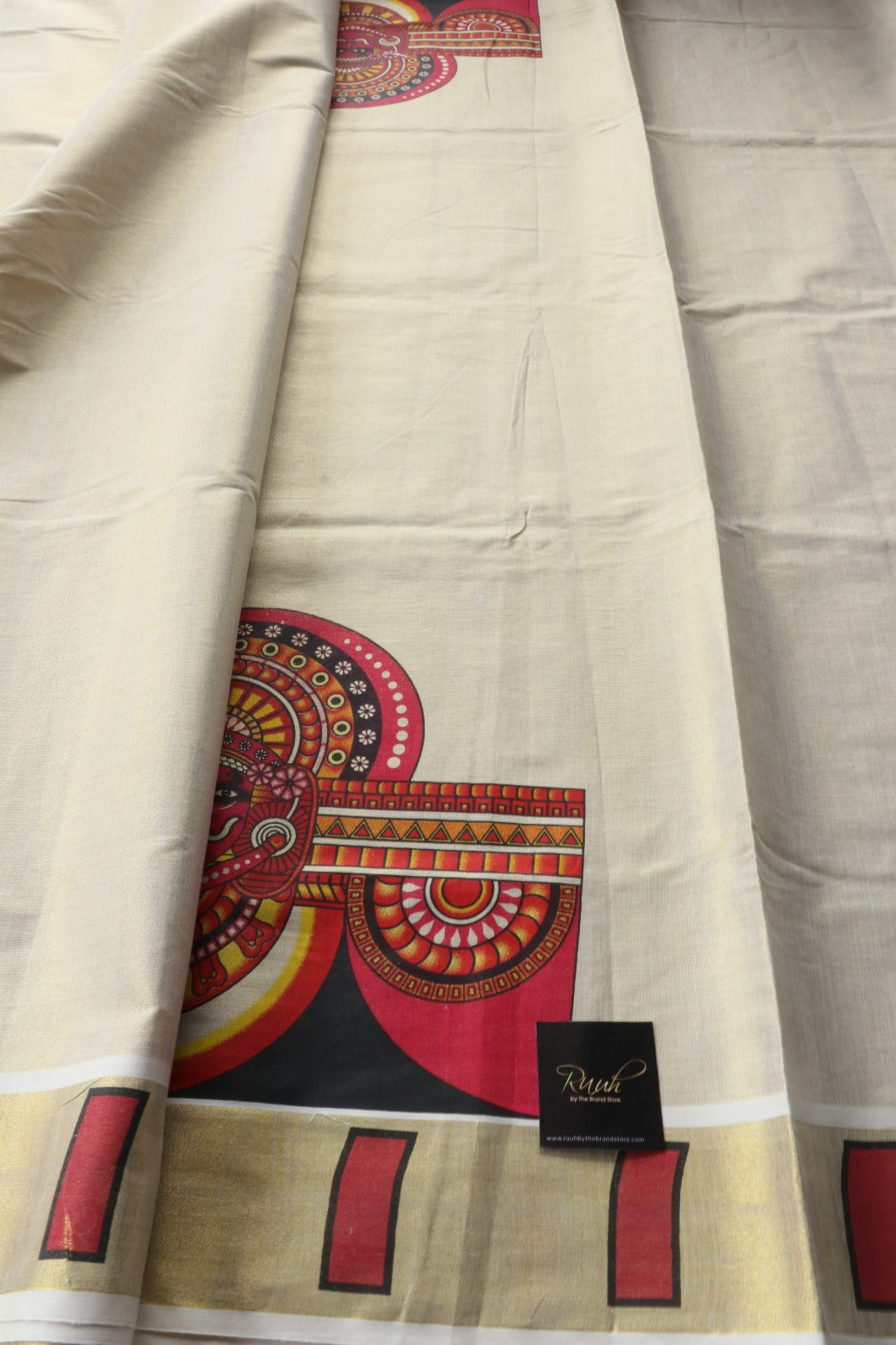 THEYYAM PRINT ON KERALA TISSUE