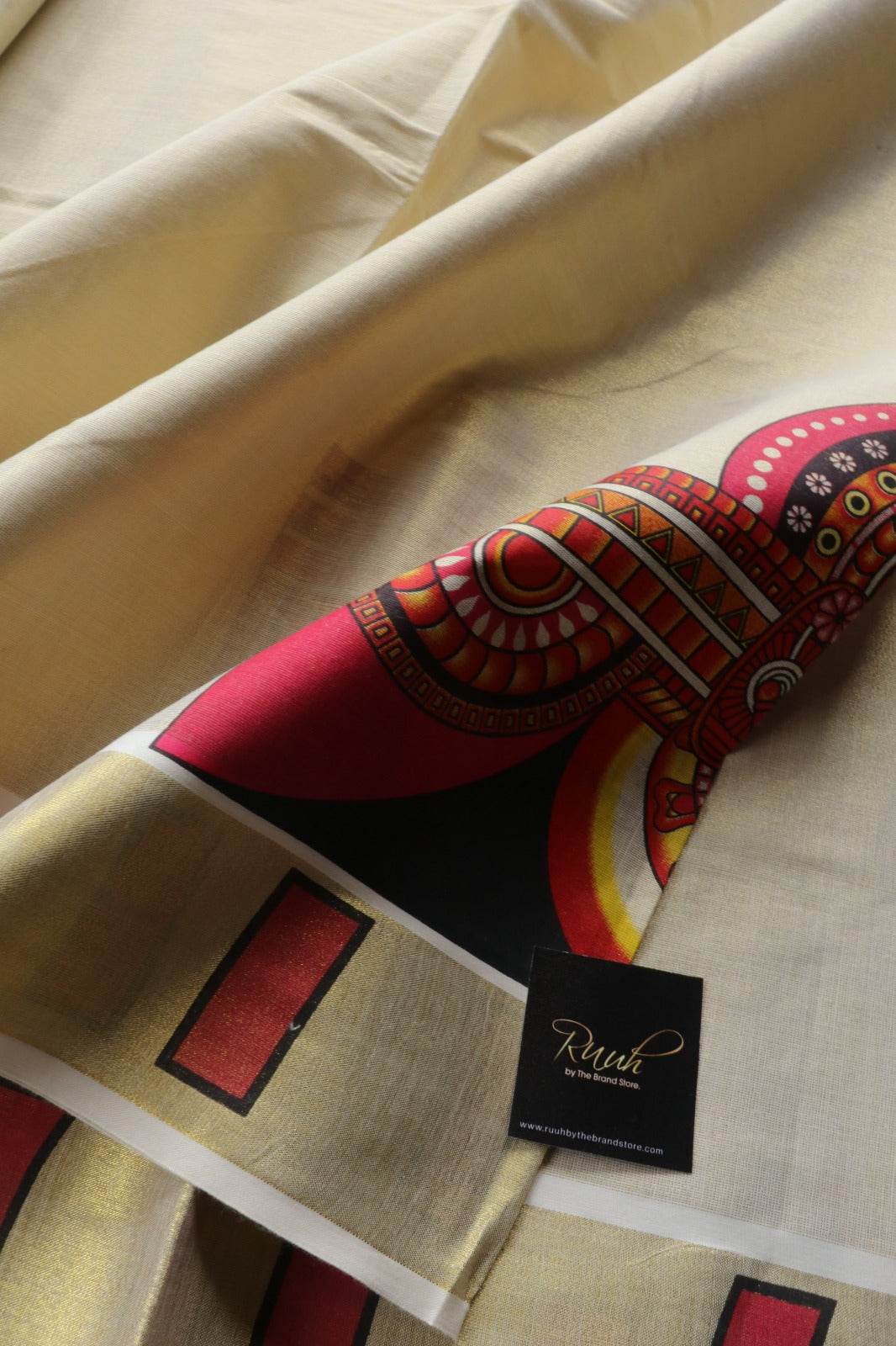 THEYYAM PRINT ON KERALA TISSUE