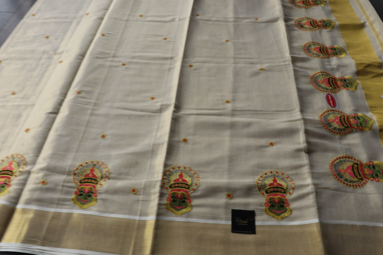 PINK KATHAKALI EMBROIDEY ON KERALA TISSUE
