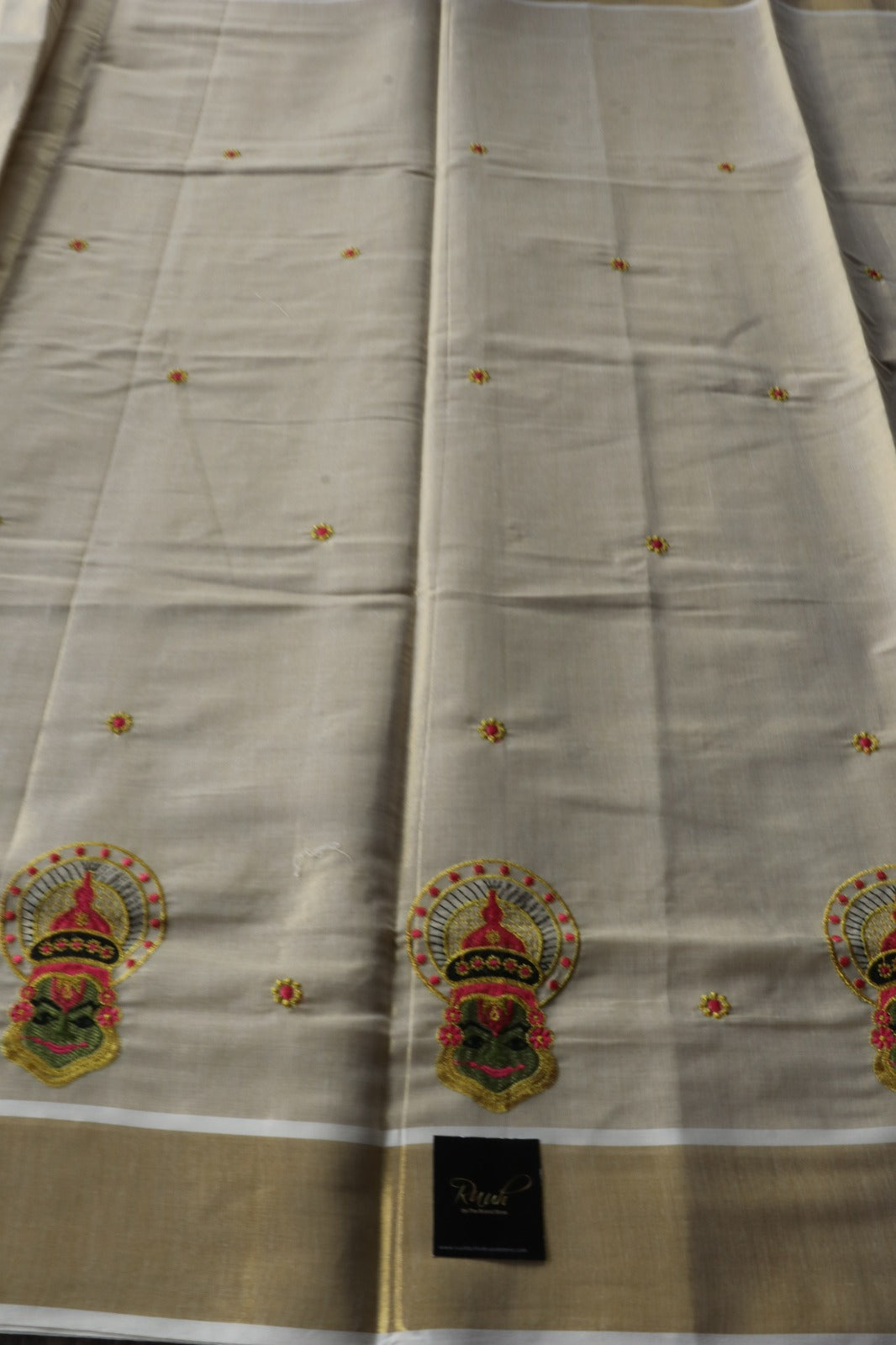 PINK KATHAKALI EMBROIDEY ON KERALA TISSUE